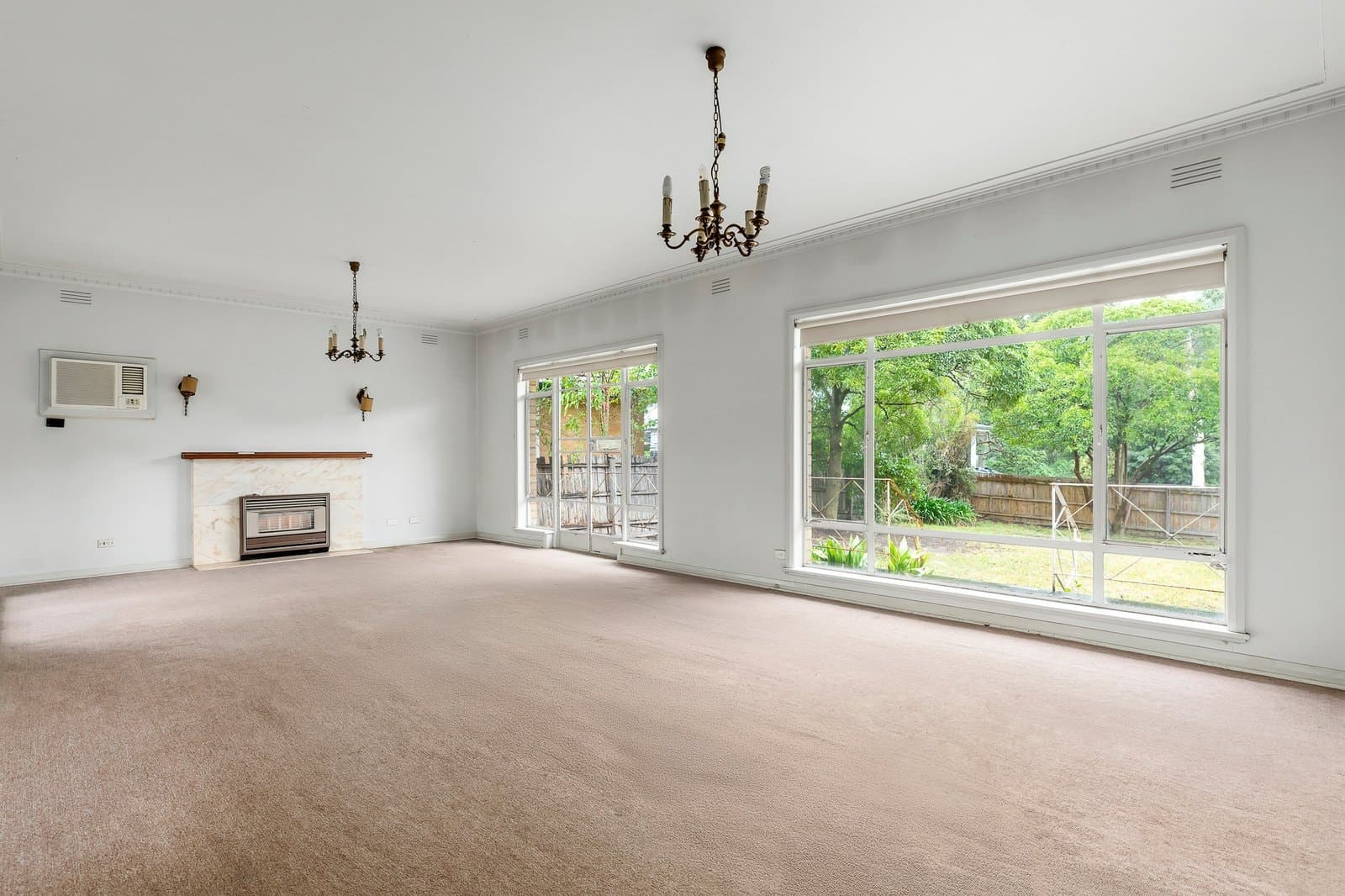 125 Ashburn Grove, Ashburton - Thumbnail 5