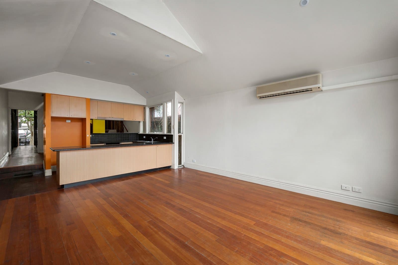 276 Richardson Street, Middle Park - Thumbnail 5