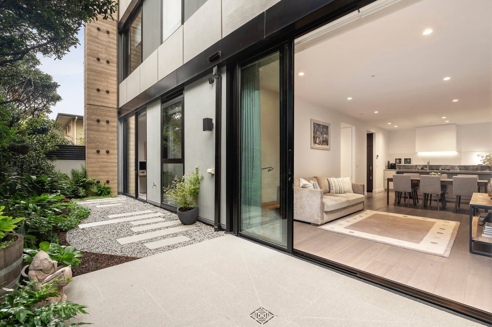 G06 3 Hurstmon Street, Malvern East - Image 1