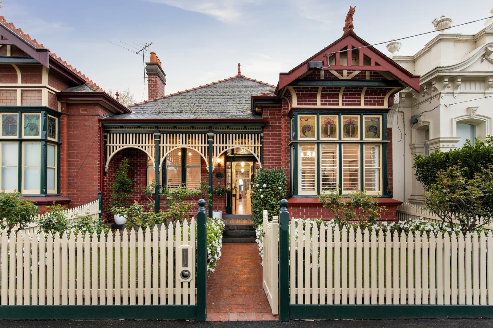 106 Kerferd Road, Albert Park - Image 1