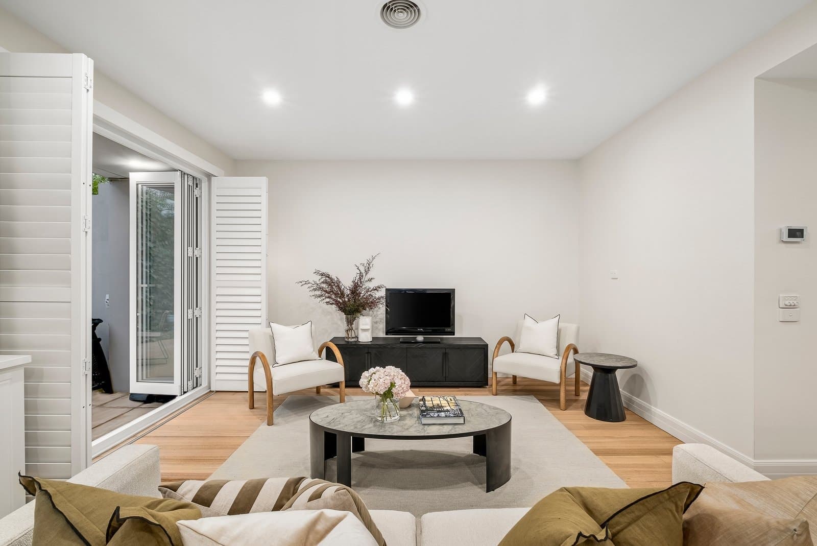 5/29 Kensington Road, South Yarra - Thumbnail 2