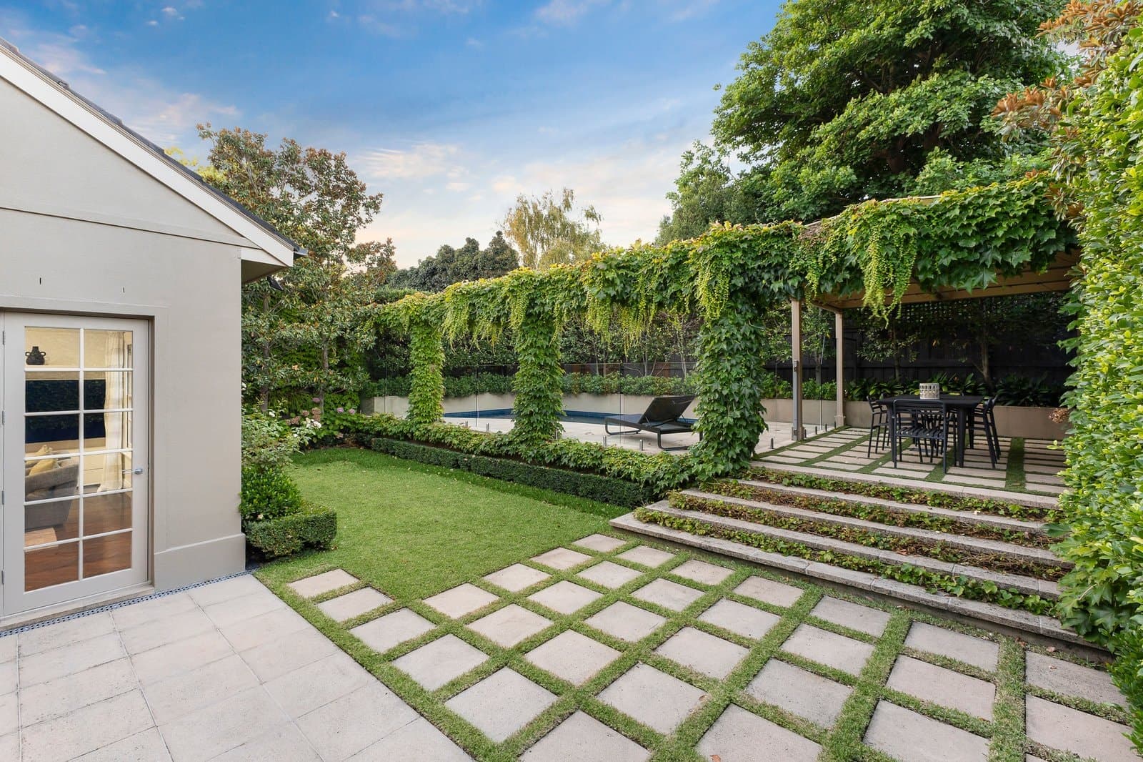 15 Kardella Street, Malvern East - Thumbnail 2