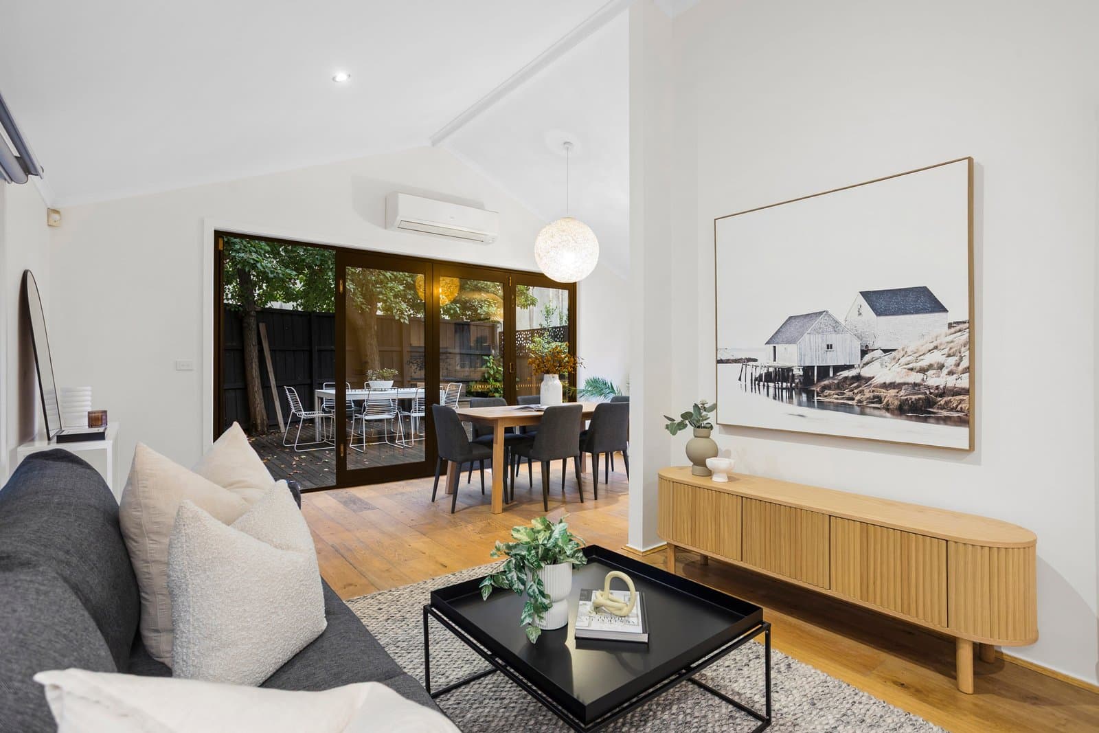 1 Woods Street, Yarraville, Yarraville - Thumbnail 2