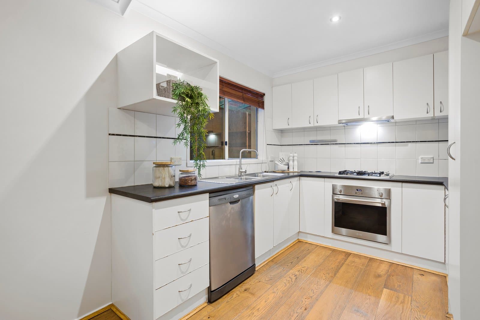 1 Woods Street, Yarraville, Yarraville - Thumbnail 6
