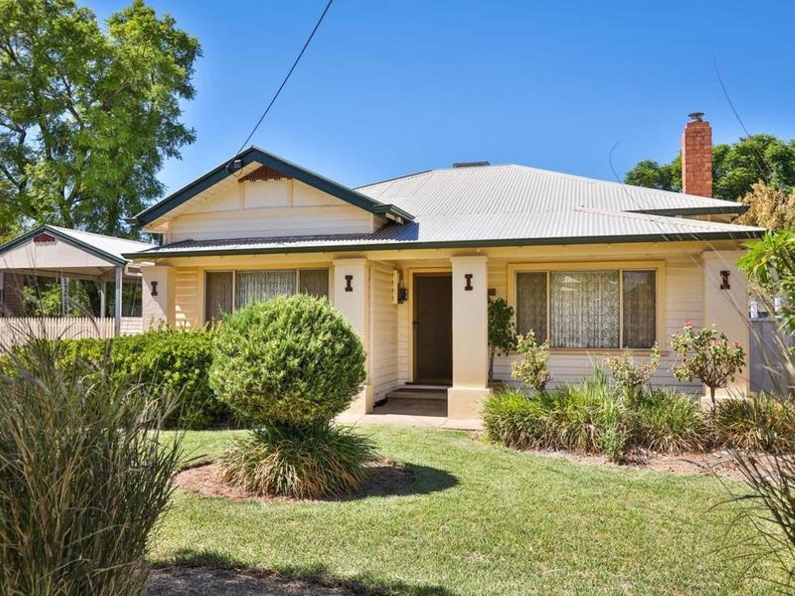 2 Cedar Avenue, Mildura - Image 1