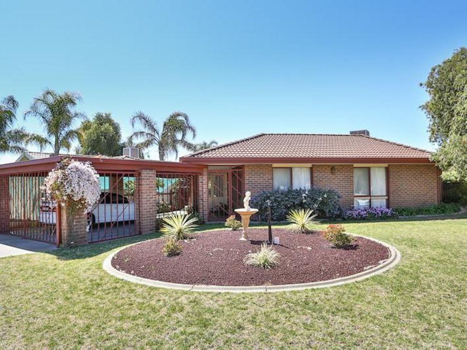 8 De Garis Drive, Mildura - Image 1