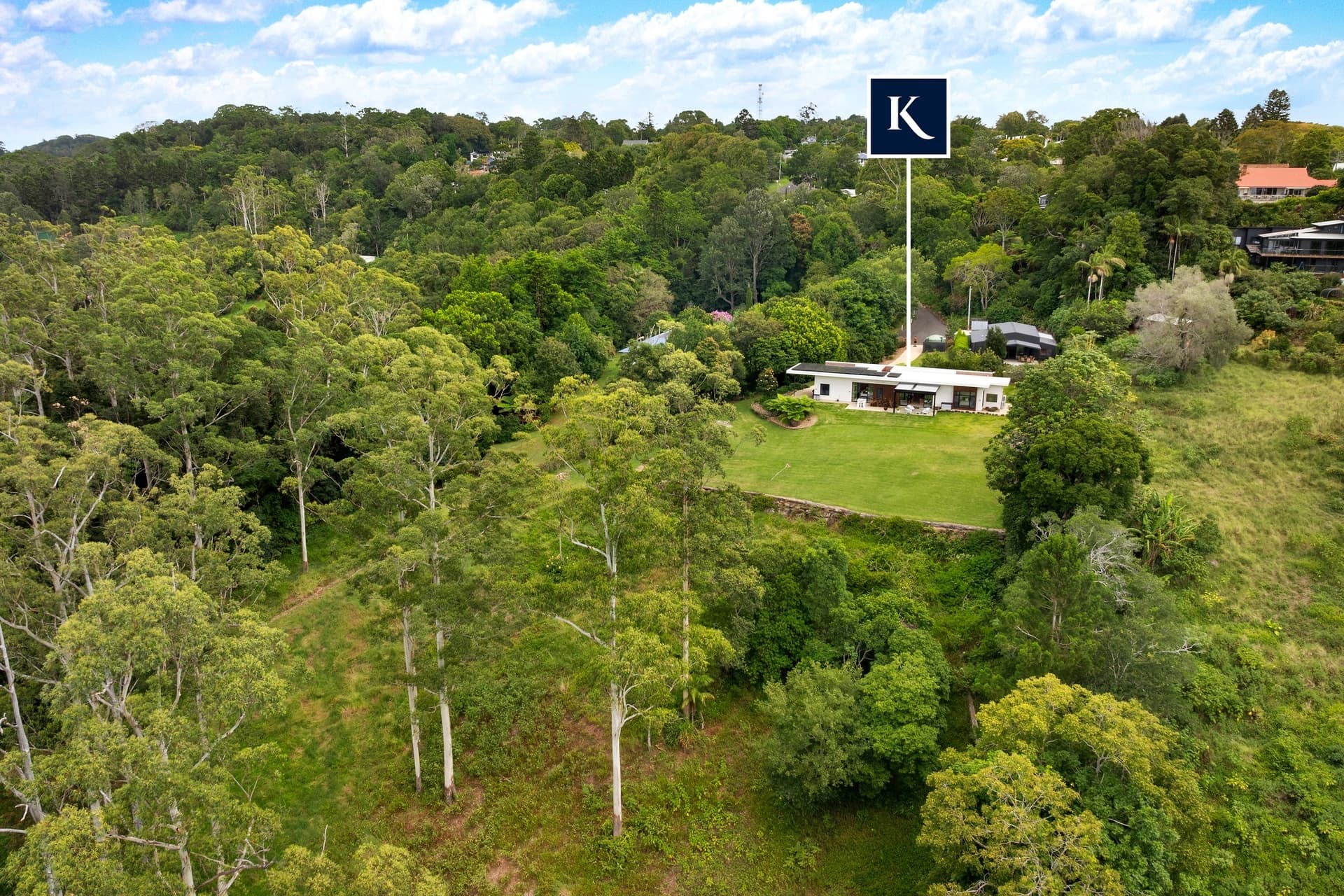 7 Central Avenue, Tamborine Mountain, QLD, 4272, Tamborine Mountain - Thumbnail 2