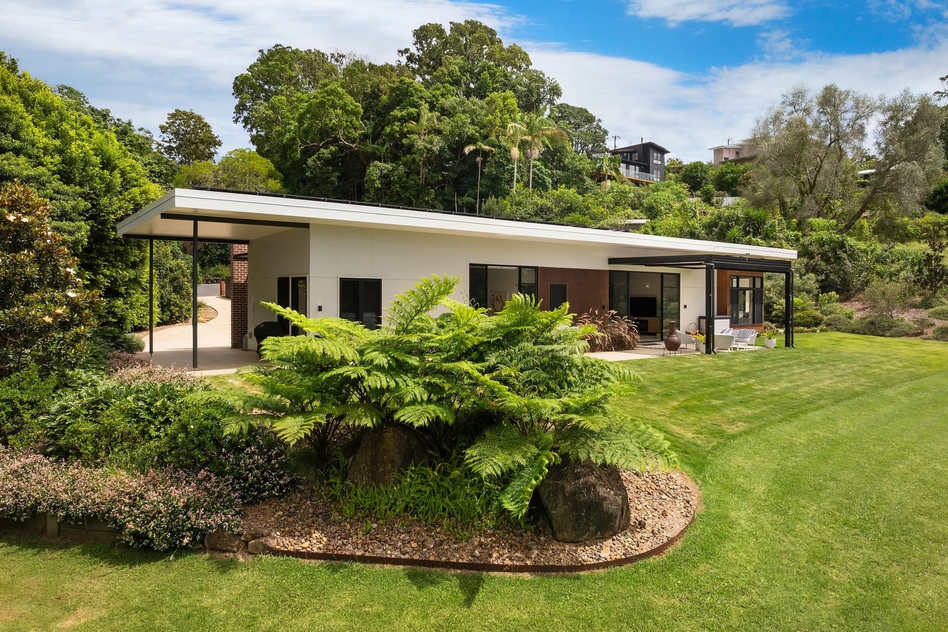 7 Central Avenue, Tamborine Mountain, QLD, 4272, Tamborine Mountain - Thumbnail 3