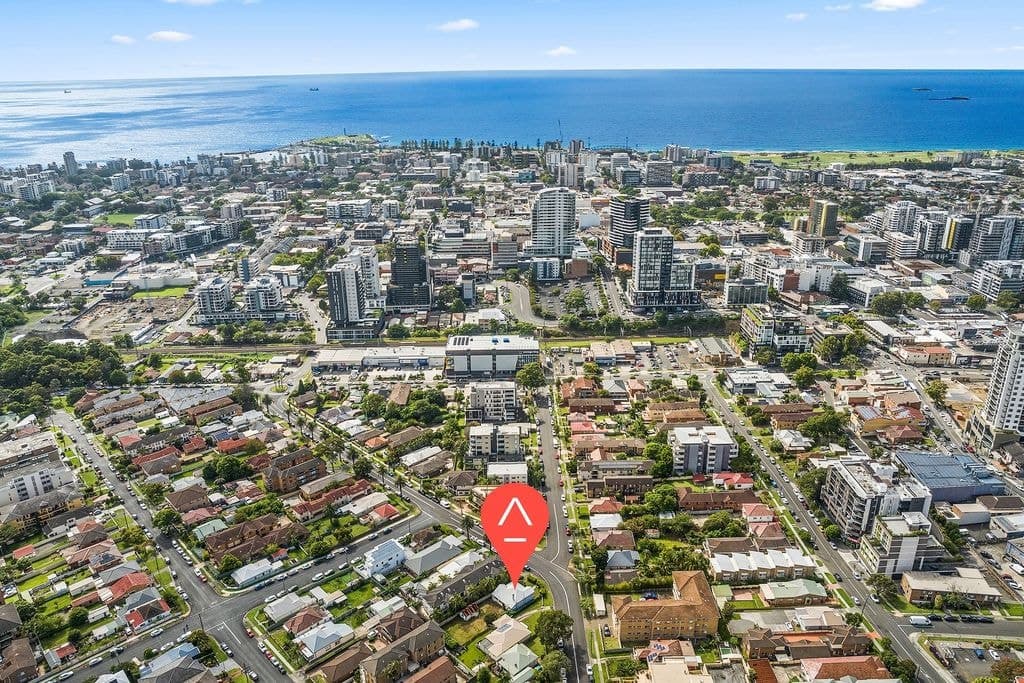40 Robinson Street, Wollongong - Thumbnail 2