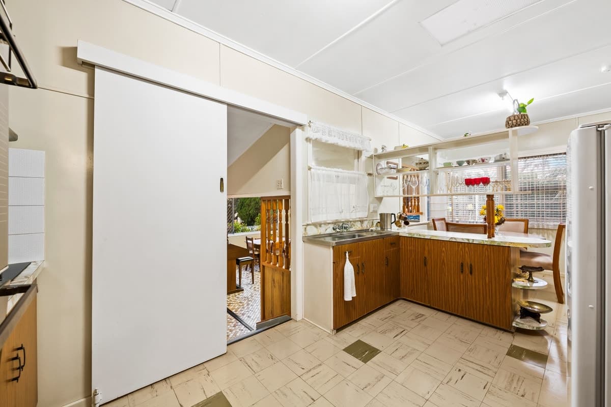 13 Victory Street, Newtown QLD 4350, Newtown - Thumbnail 5