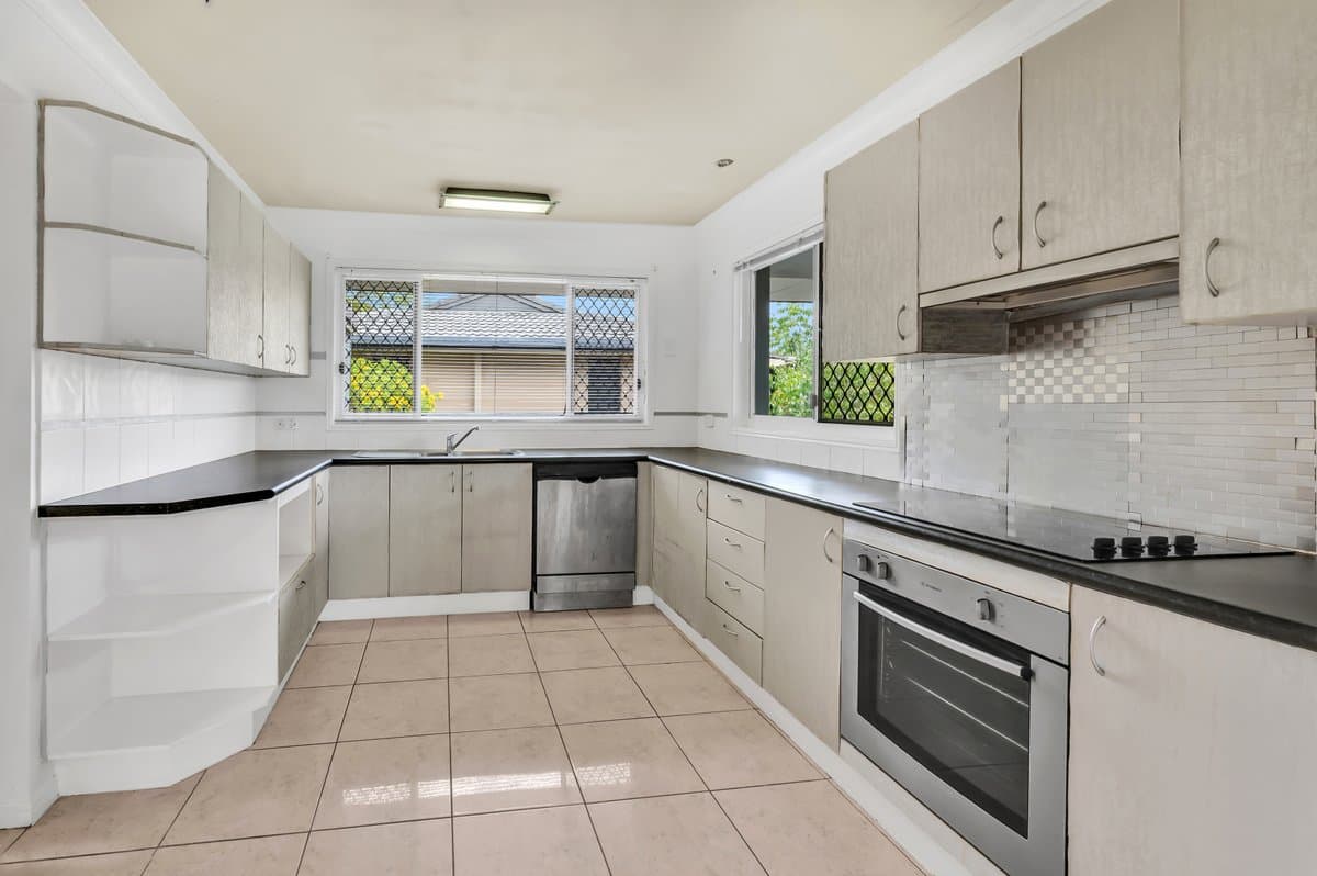 34 Parasol Street, ASHMORE QLD 4214, Ashmore - Thumbnail 7