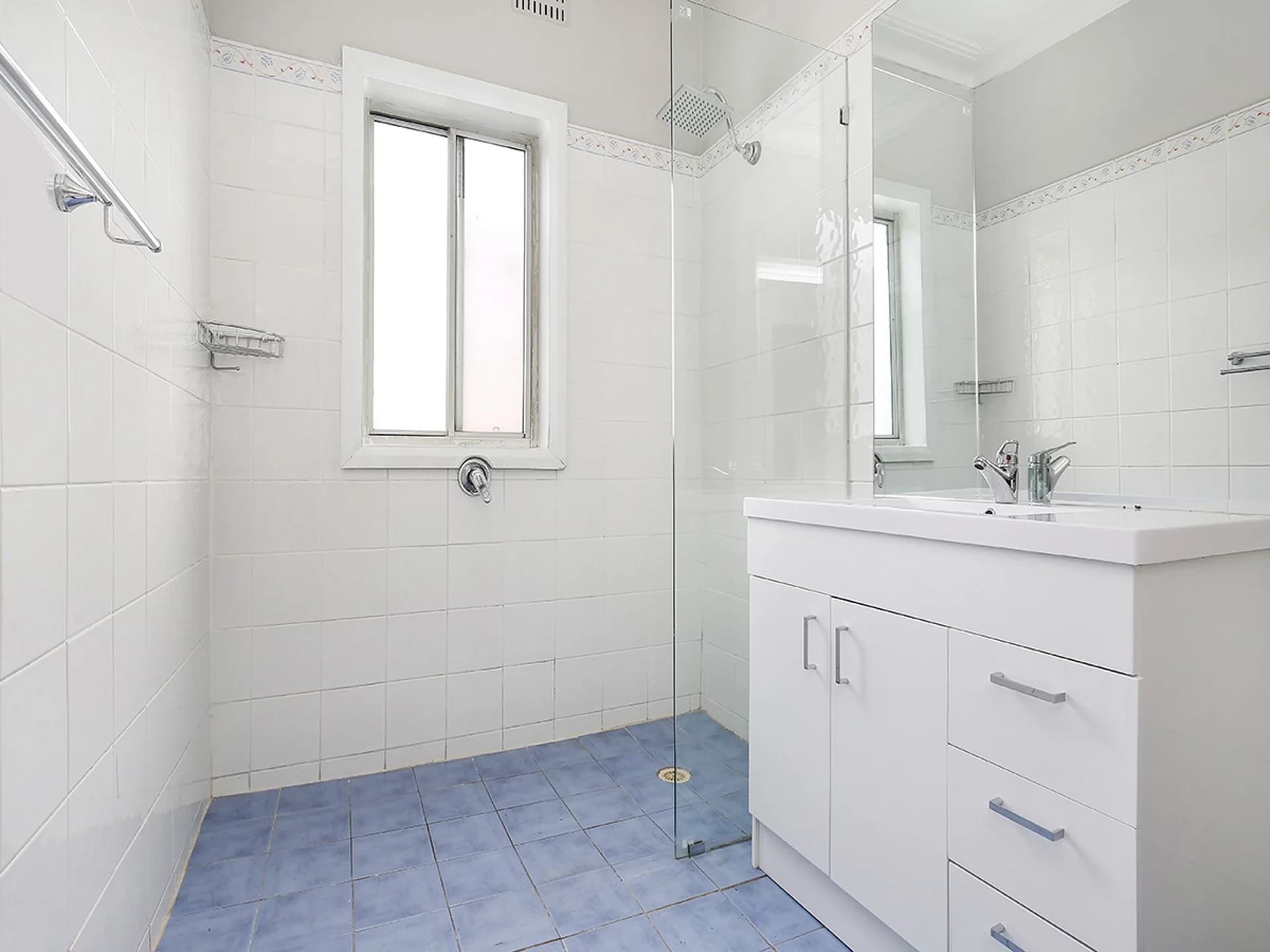 58 Lake Avenue, CRINGILA NSW 2502, Cringila - Thumbnail 2