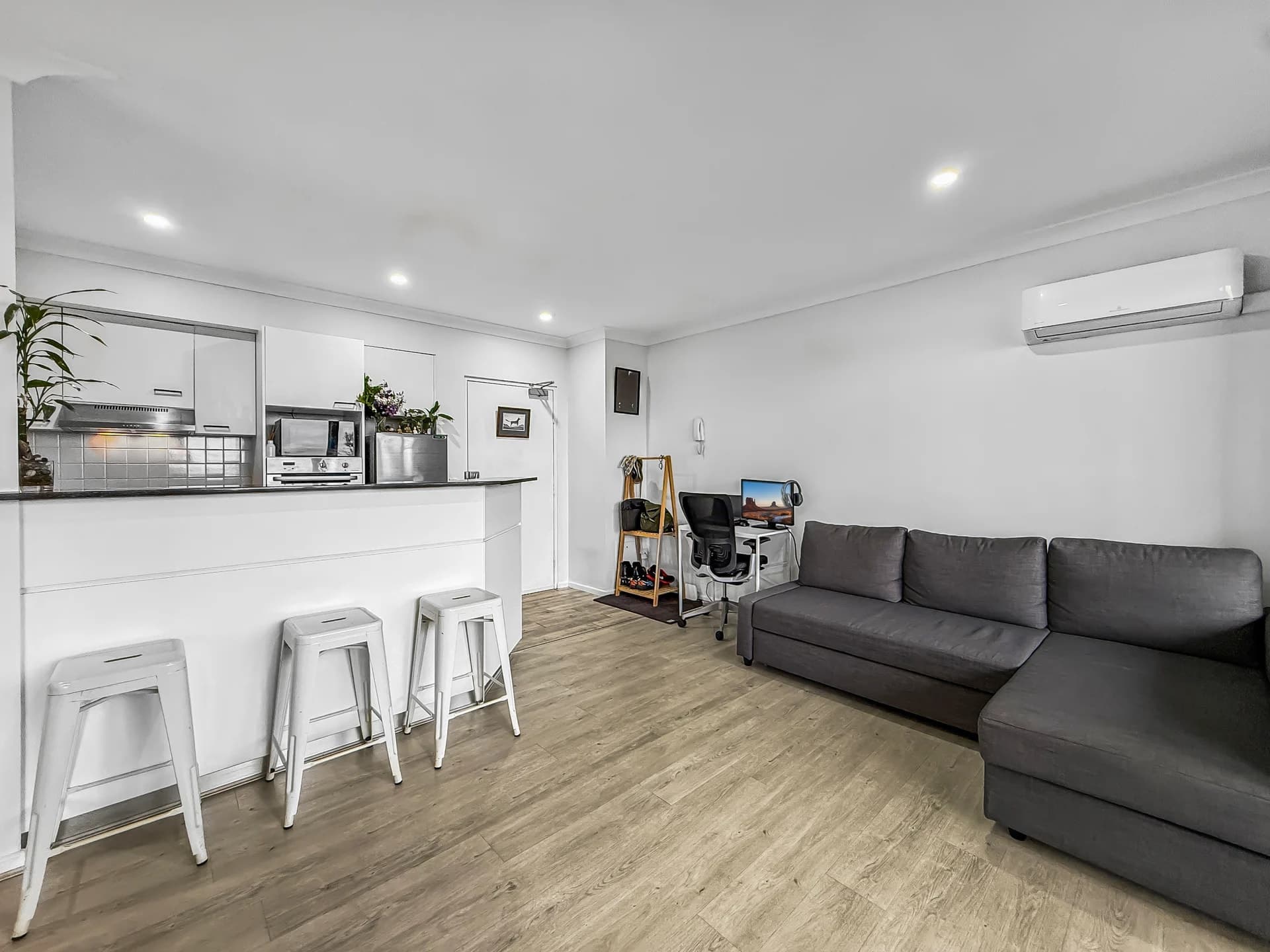 116/214-220 Princes Highway, FAIRY MEADOW NSW 2519, Fairy Meadow - Image 1