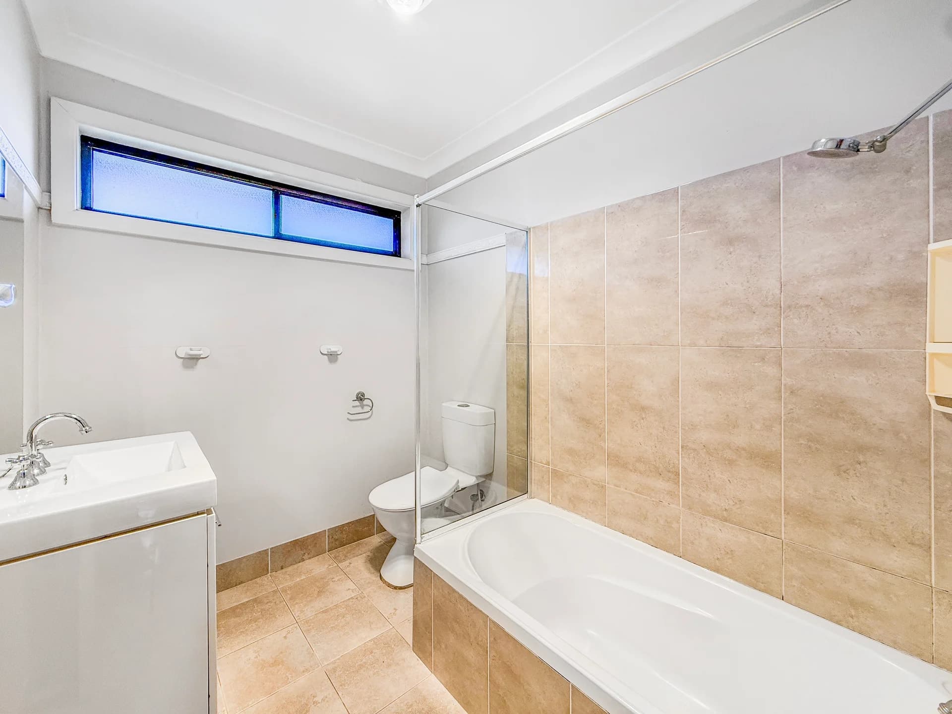 83 Weringa Avenue, LAKE HEIGHTS NSW 2502, Lake Heights - Thumbnail 4