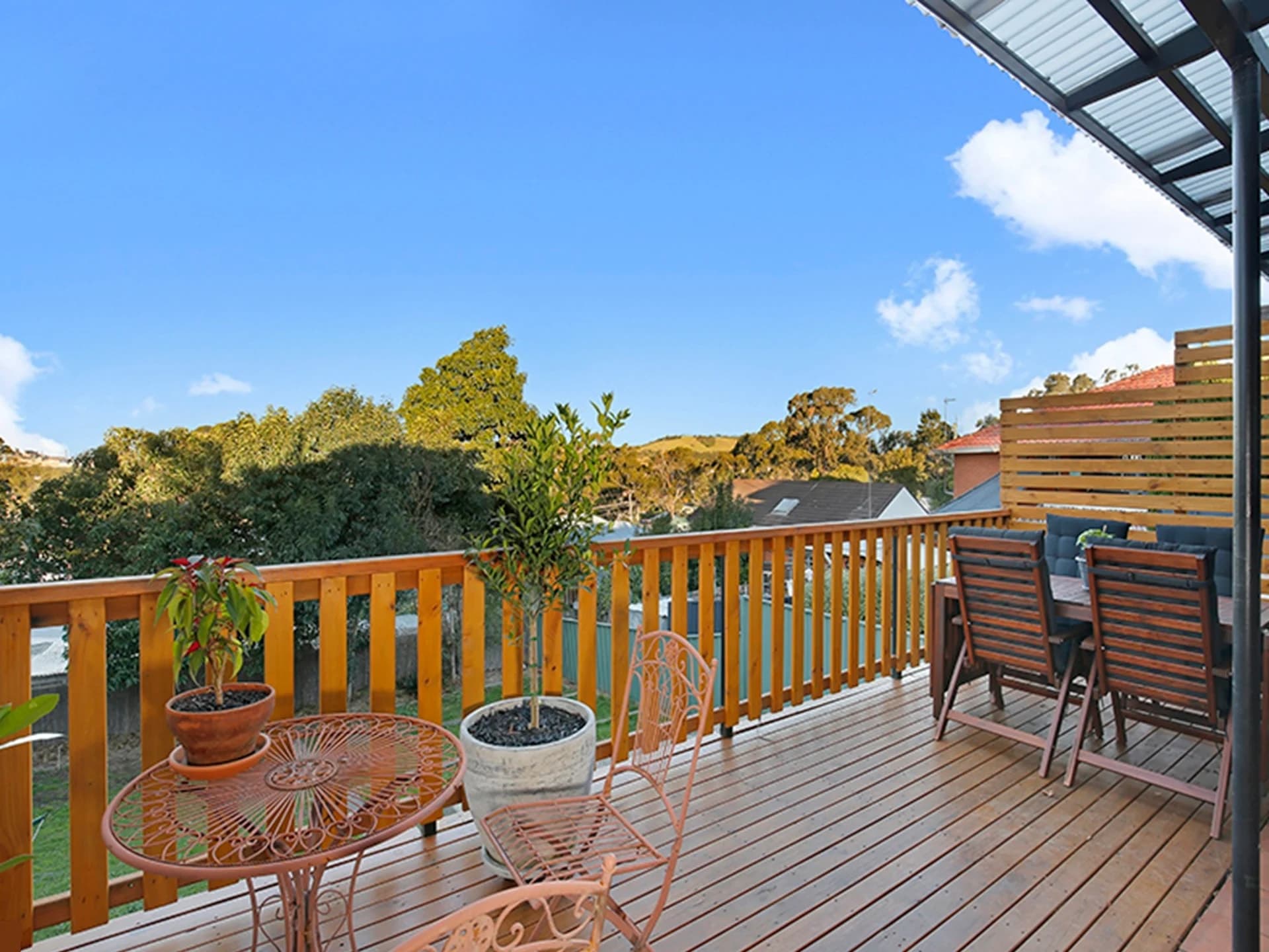 15 Beveles Avenue, UNANDERRA NSW 2526, Unanderra - Thumbnail 2