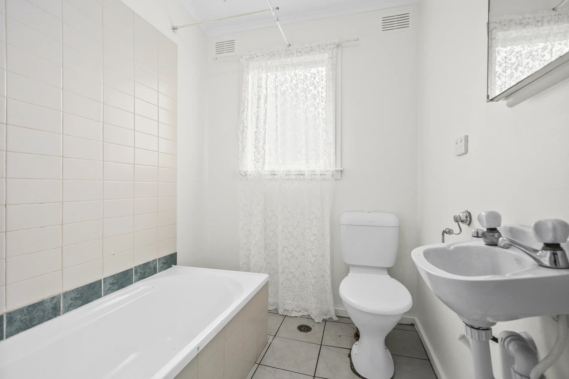 11 Culgoa Crescent, KOONAWARRA NSW 2530, Koonawarra - Thumbnail 5