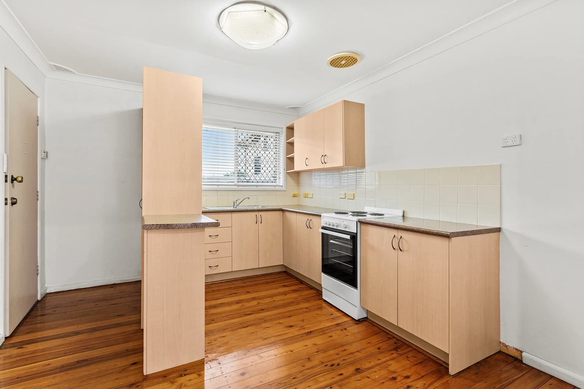 2/56 Lakelands Drive, DAPTO NSW 2530, Dapto - Thumbnail 3
