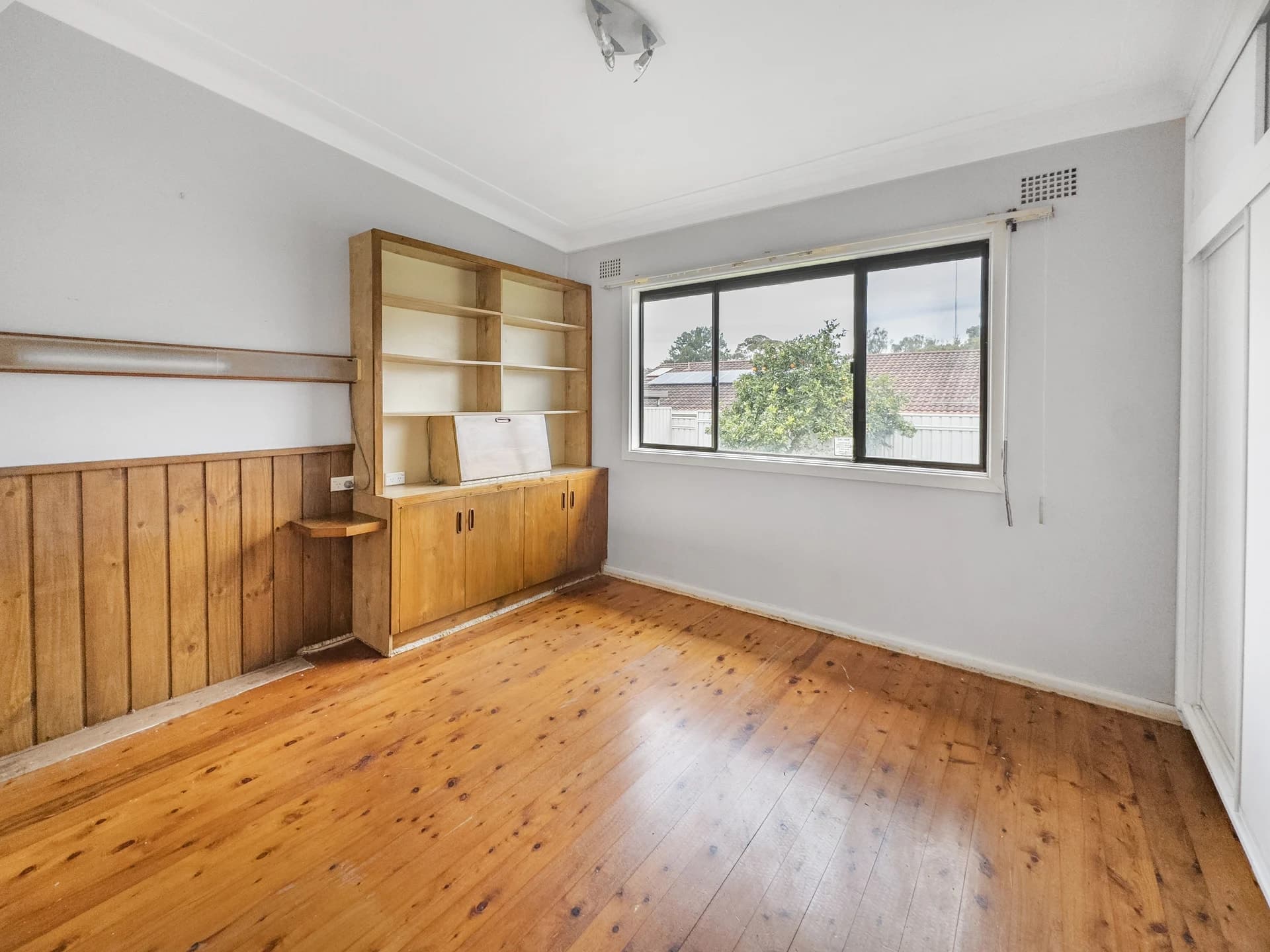 43 Rickard Road, UNANDERRA NSW 2526, Unanderra - Thumbnail 2