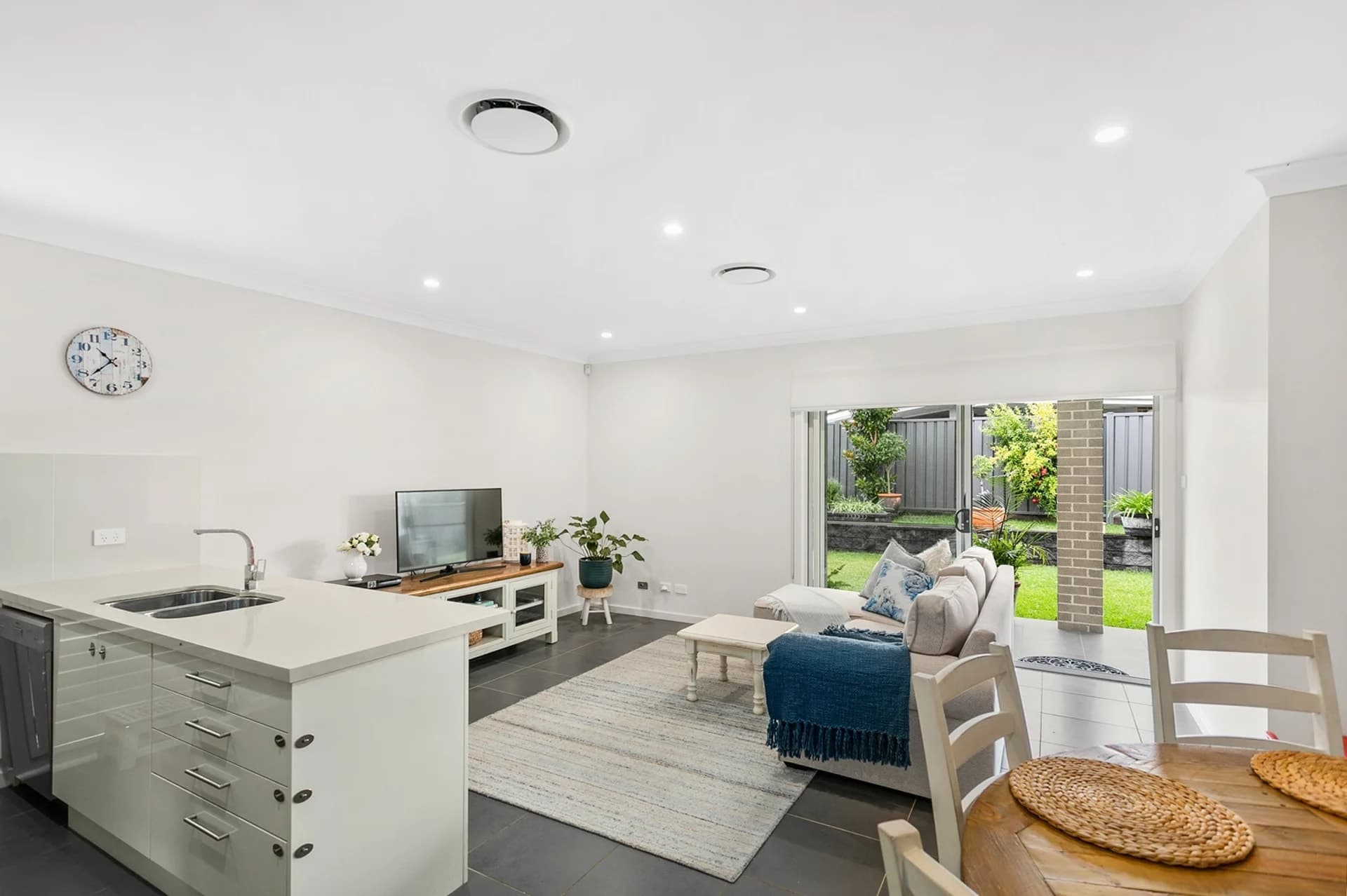 27 Mallon Avenue, HORSLEY NSW 2530, Horsley - Thumbnail 7