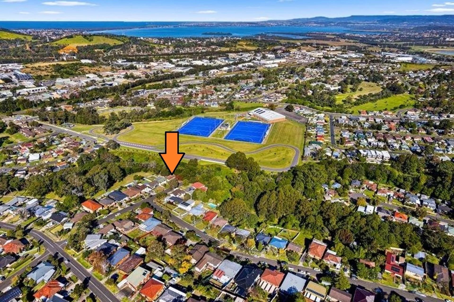 35 Beveles Avenue, UNANDERRA NSW 2526, Unanderra - Thumbnail 2