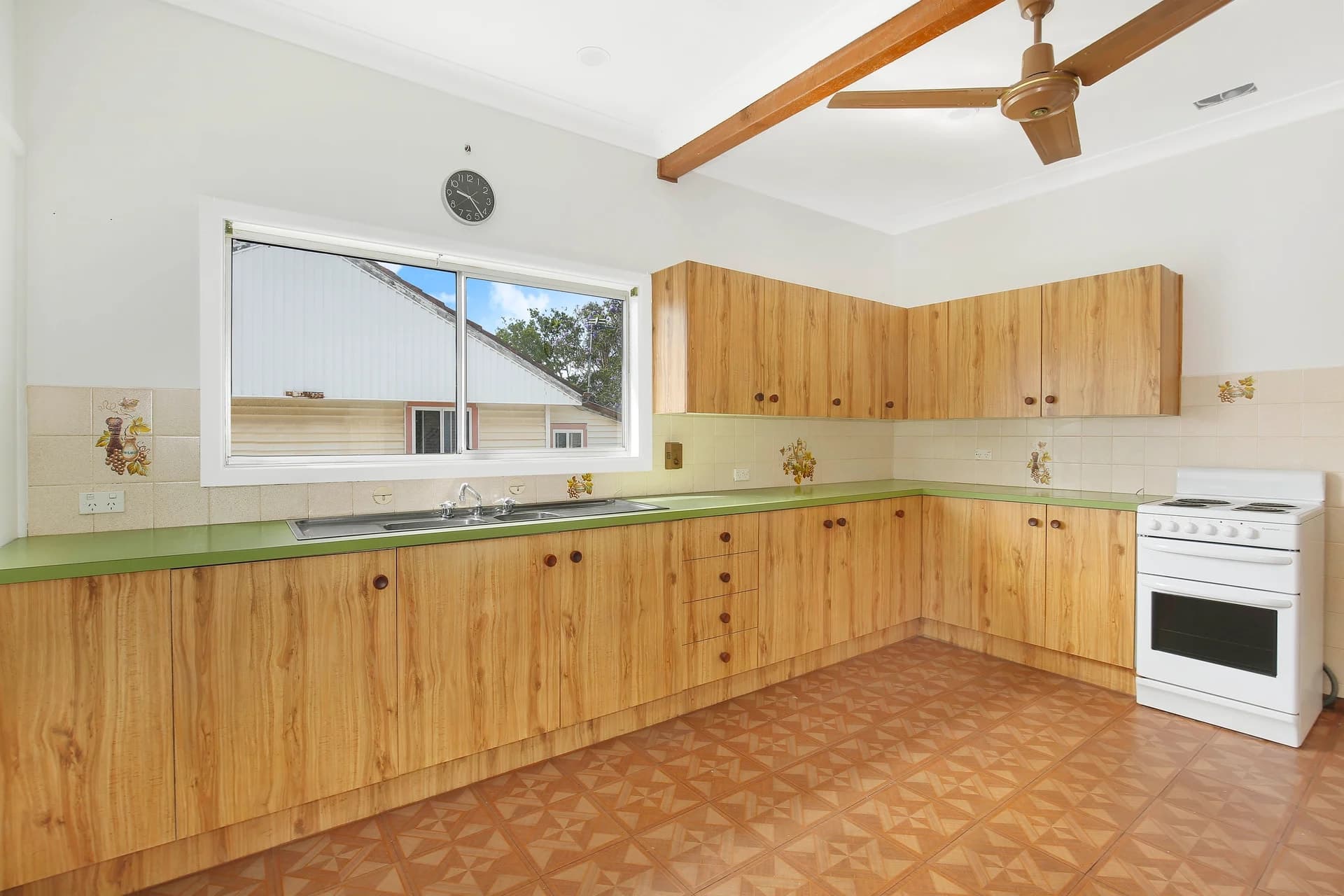 64 Kelly Street, BERKELEY NSW 2506, Berkeley - Image 1