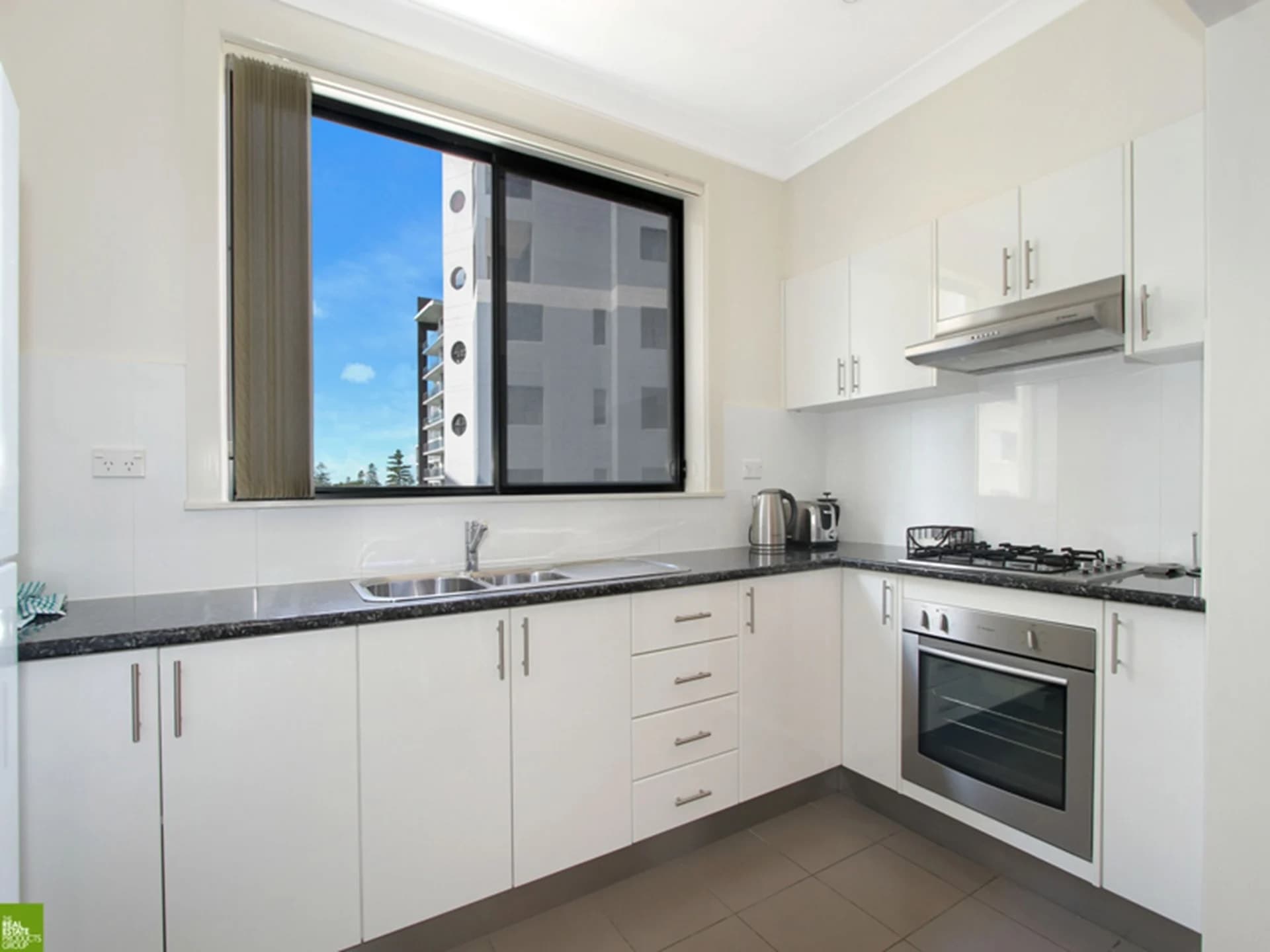 16/24 Market Street, WOLLONGONG NSW 2500, Wollongong - Thumbnail 2