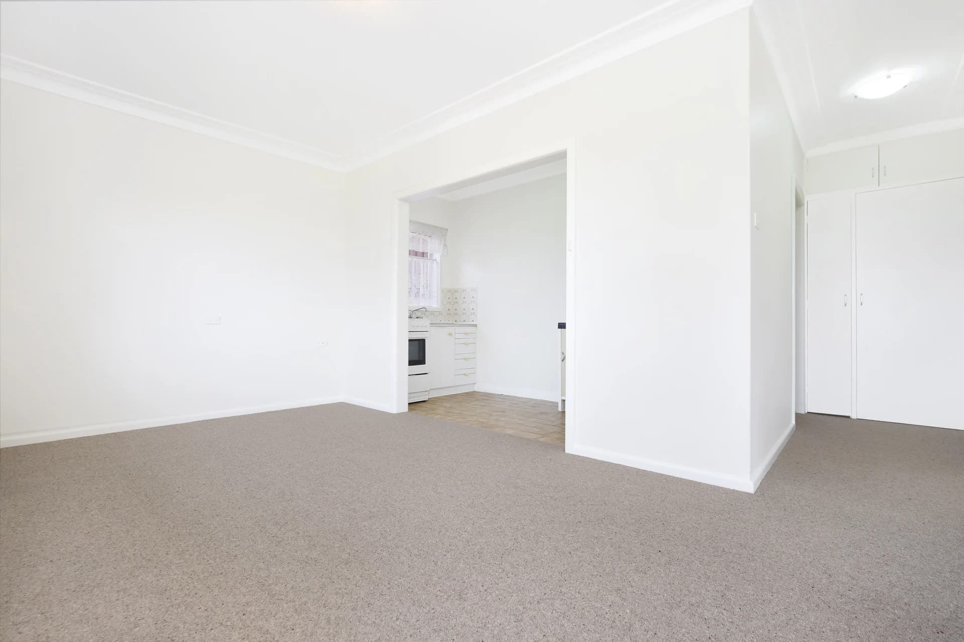 51 Blackman Parade, UNANDERRA NSW 2526, Unanderra - Thumbnail 2