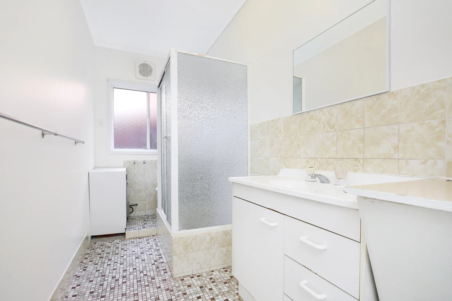 51 Blackman Parade, UNANDERRA NSW 2526, Unanderra - Thumbnail 5