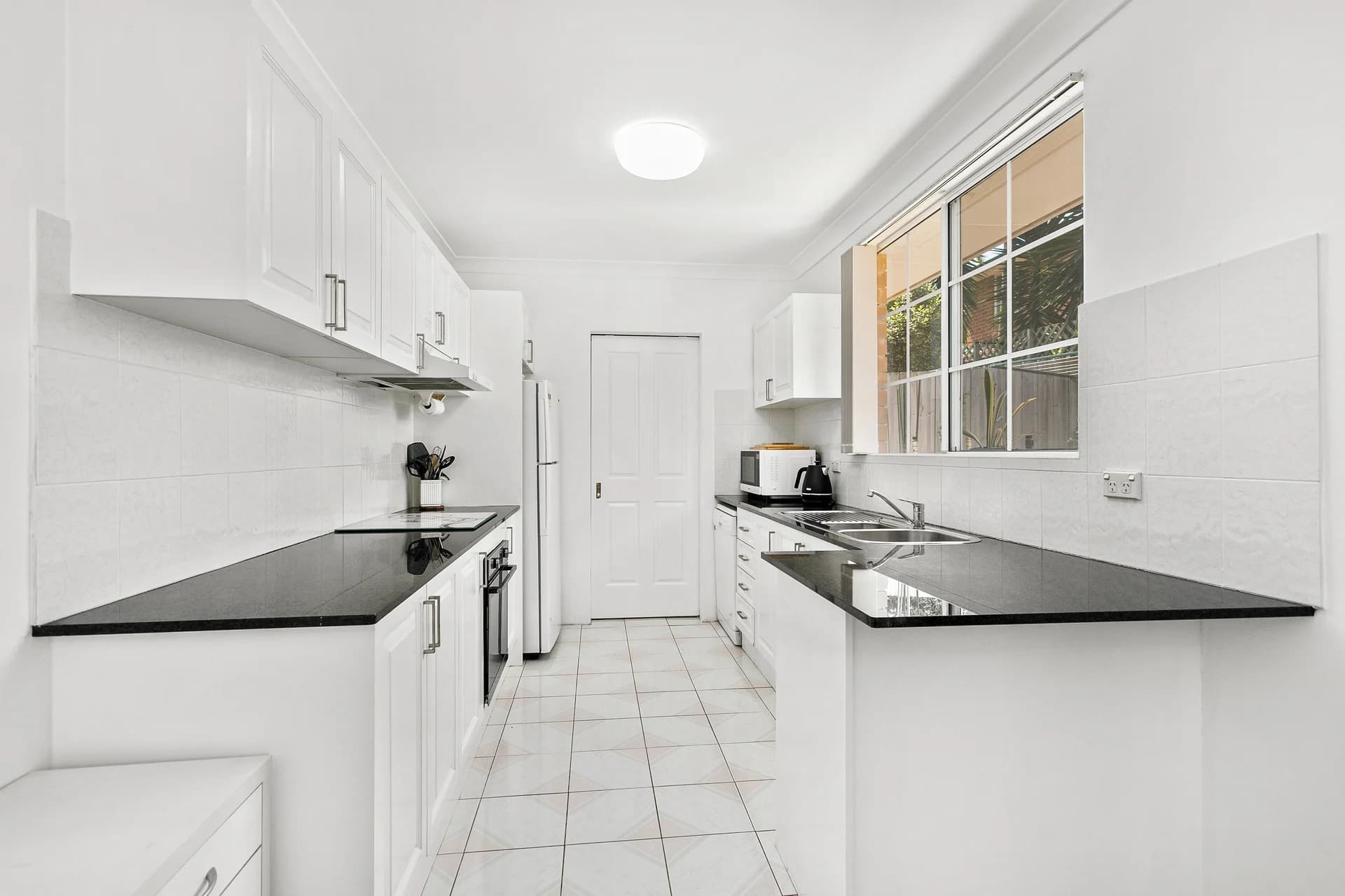 6/13-15 Melrose Avenue, SYLVANIA NSW 2224, Sylvania - Thumbnail 2
