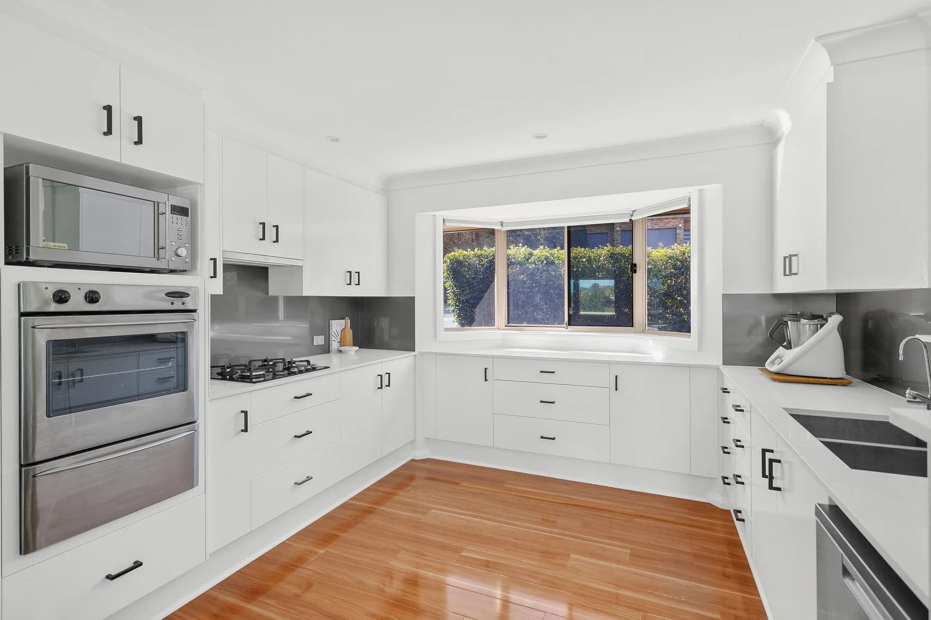 16 Odenpa Road, CORDEAUX HEIGHTS NSW 2526, Cordeaux Heights - Thumbnail 8