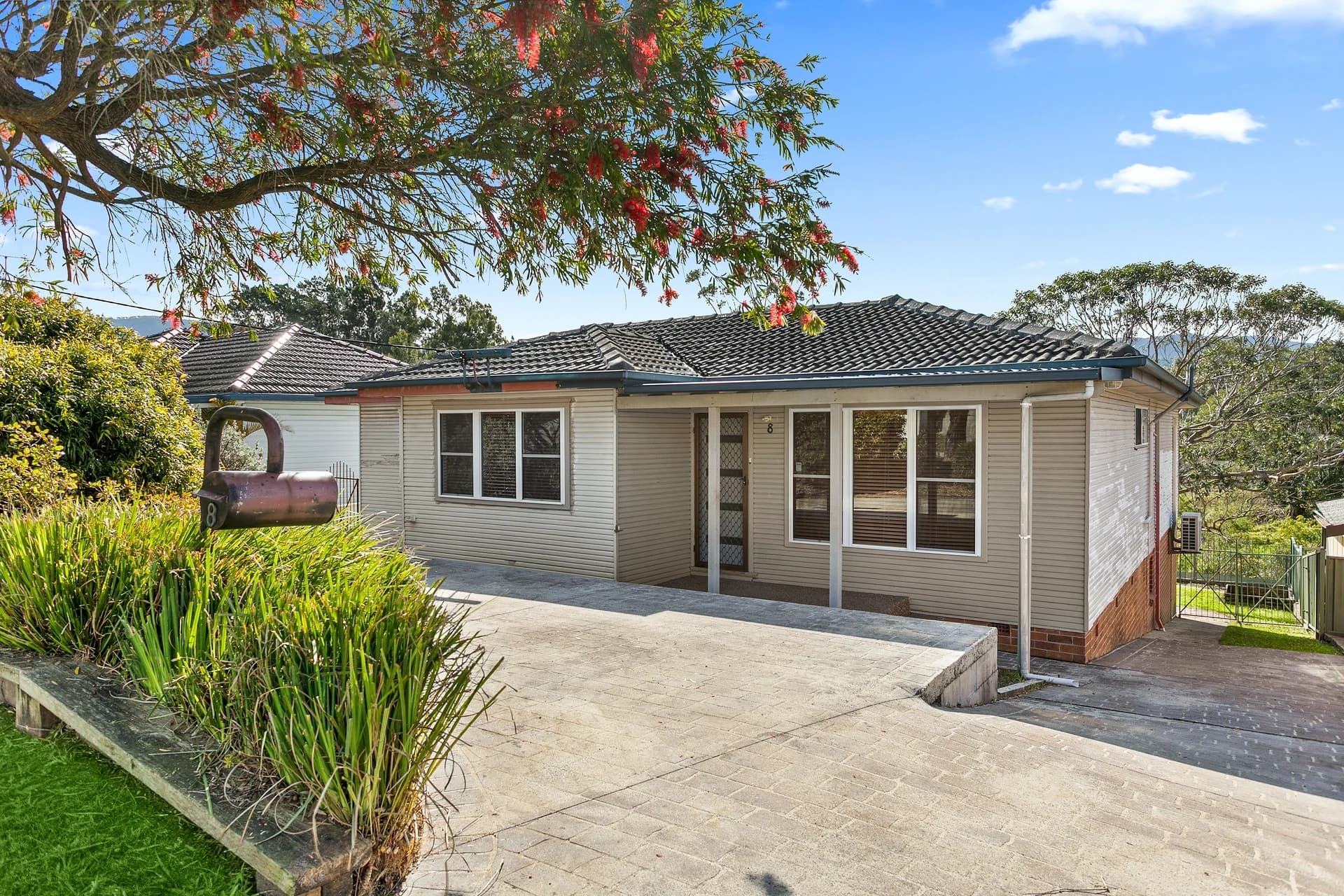 8 Leigh Crescent, UNANDERRA NSW 2526, Unanderra - Thumbnail 5