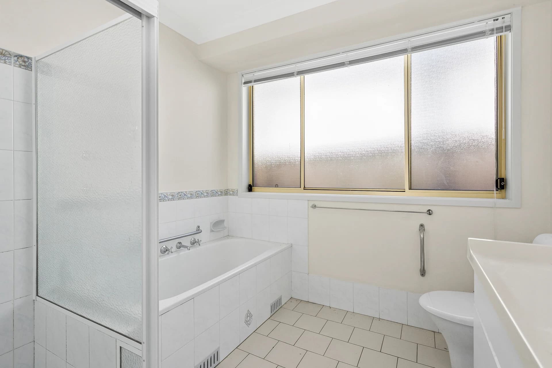 48 Blackman Parade, UNANDERRA NSW 2526, Unanderra - Thumbnail 5