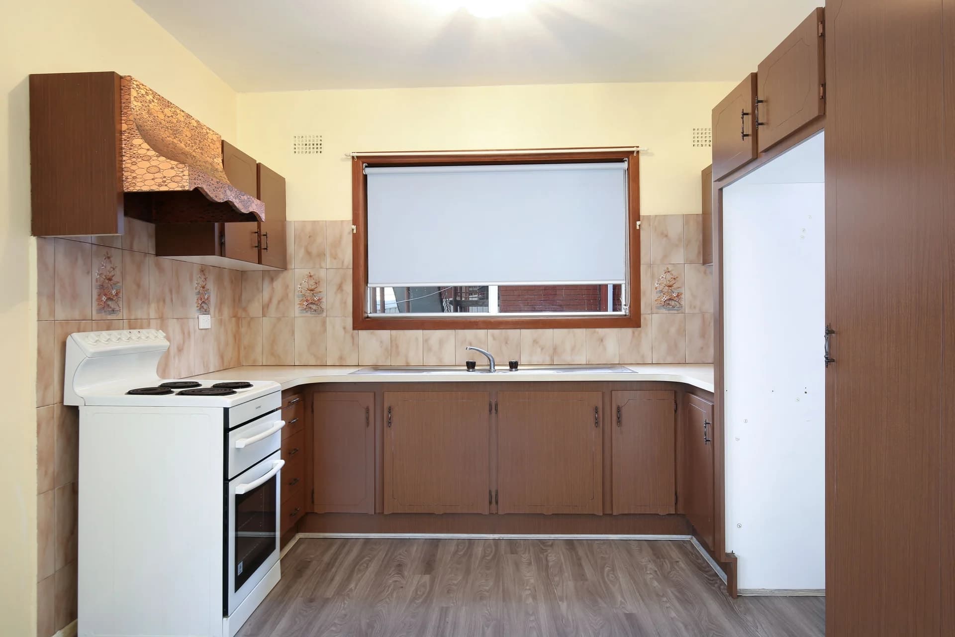 19 Vermont Road, WARRAWONG NSW 2502, Warrawong - Thumbnail 2