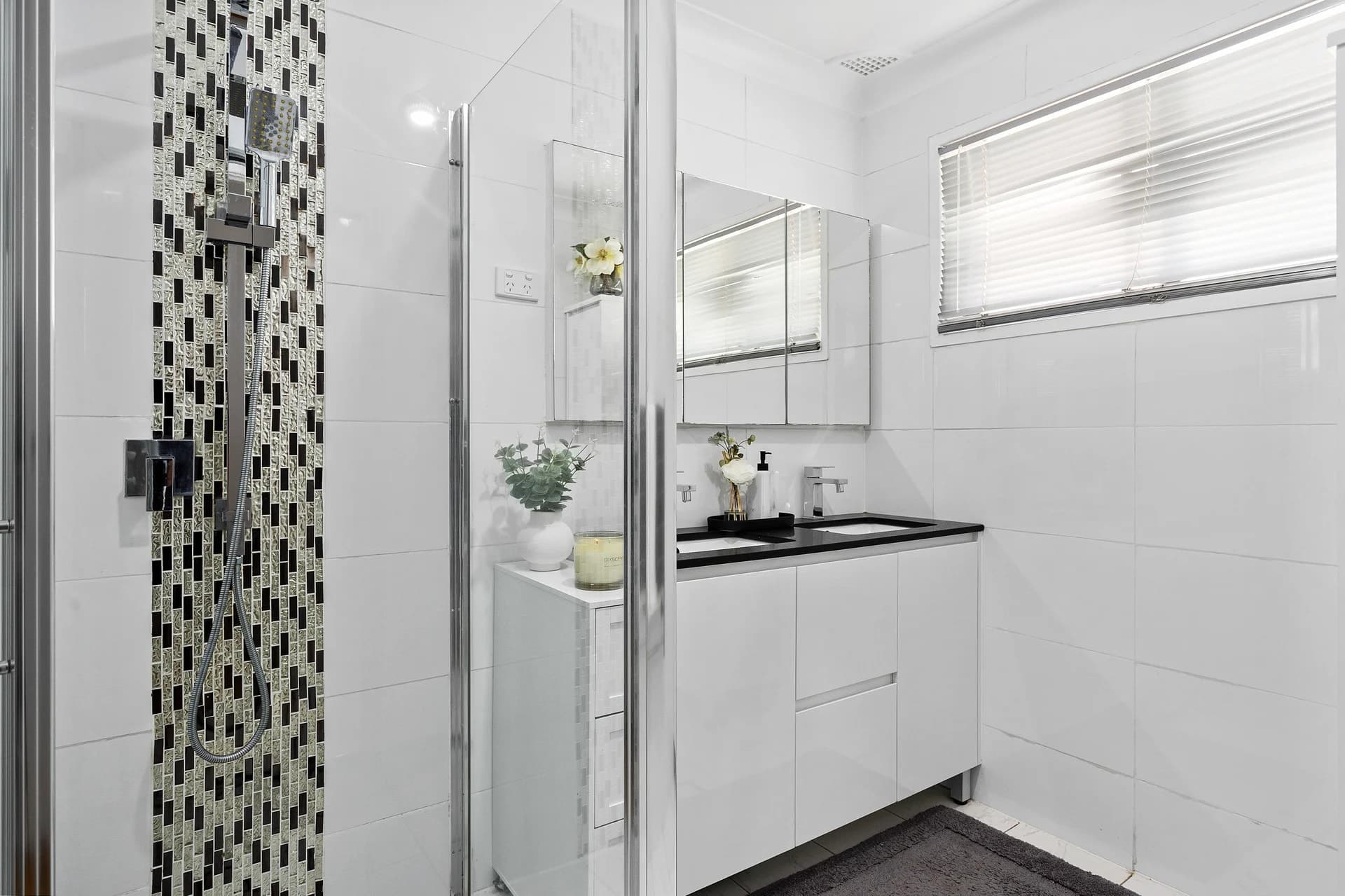 46 Farmborough Road, UNANDERRA NSW 2526, Unanderra - Thumbnail 2