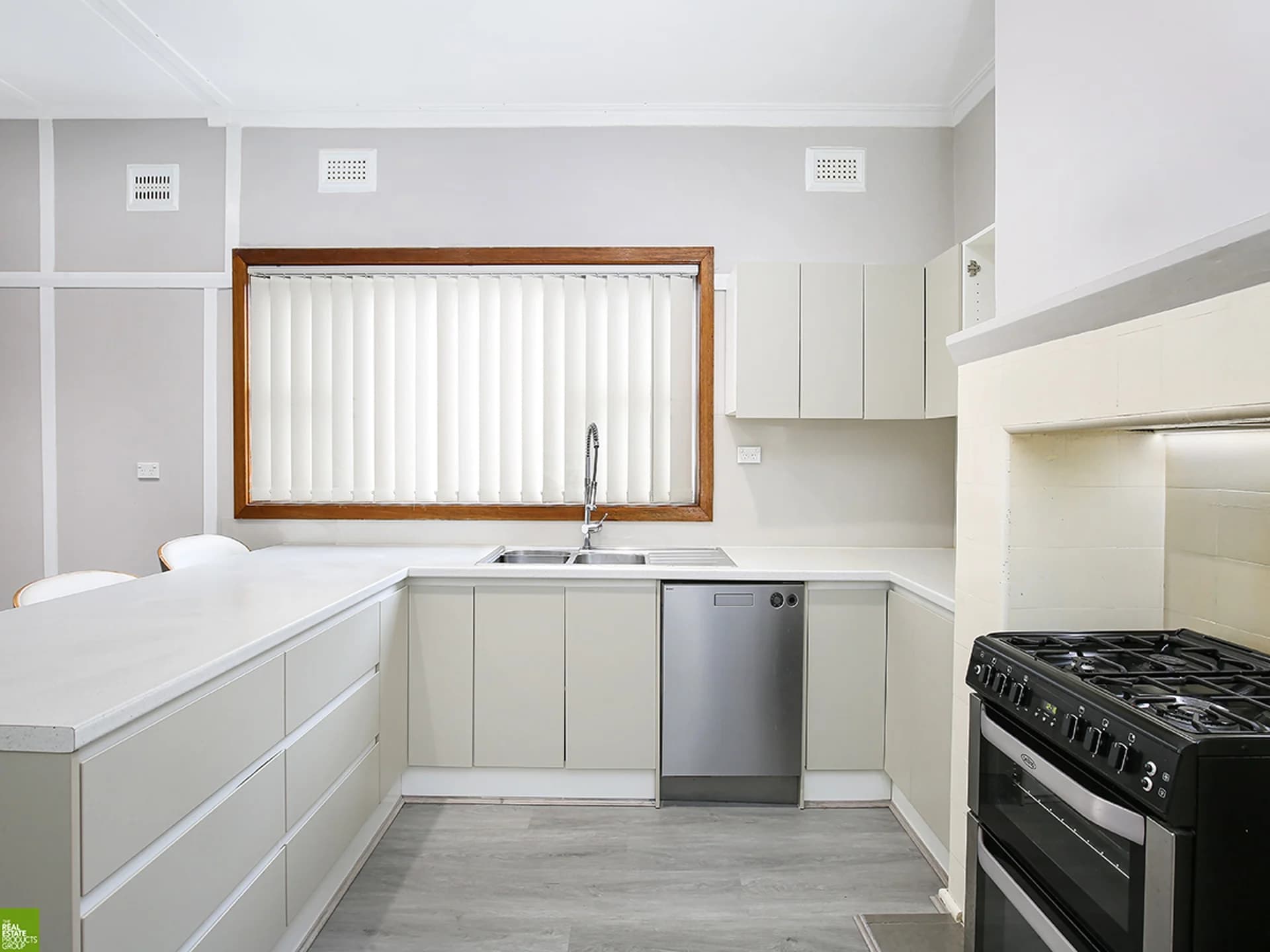 197 Princes Highway, UNANDERRA NSW 2526, Unanderra - Image 1