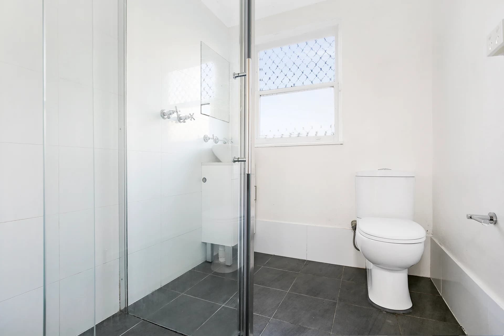 6 Korrongulla Crescent, PRIMBEE NSW 2502, Primbee - Thumbnail 4