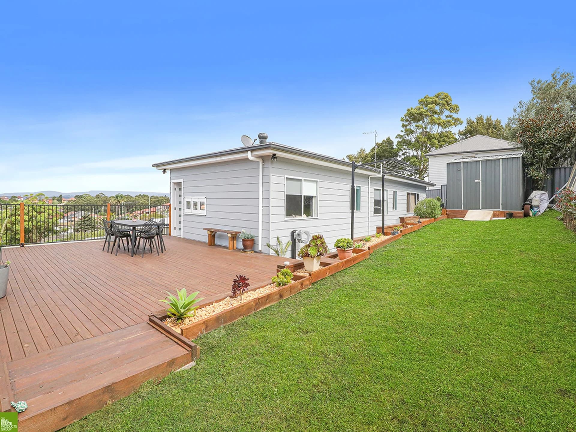19 & 19A Lake Heights Road, LAKE HEIGHTS NSW 2502, Lake Heights - Thumbnail 5