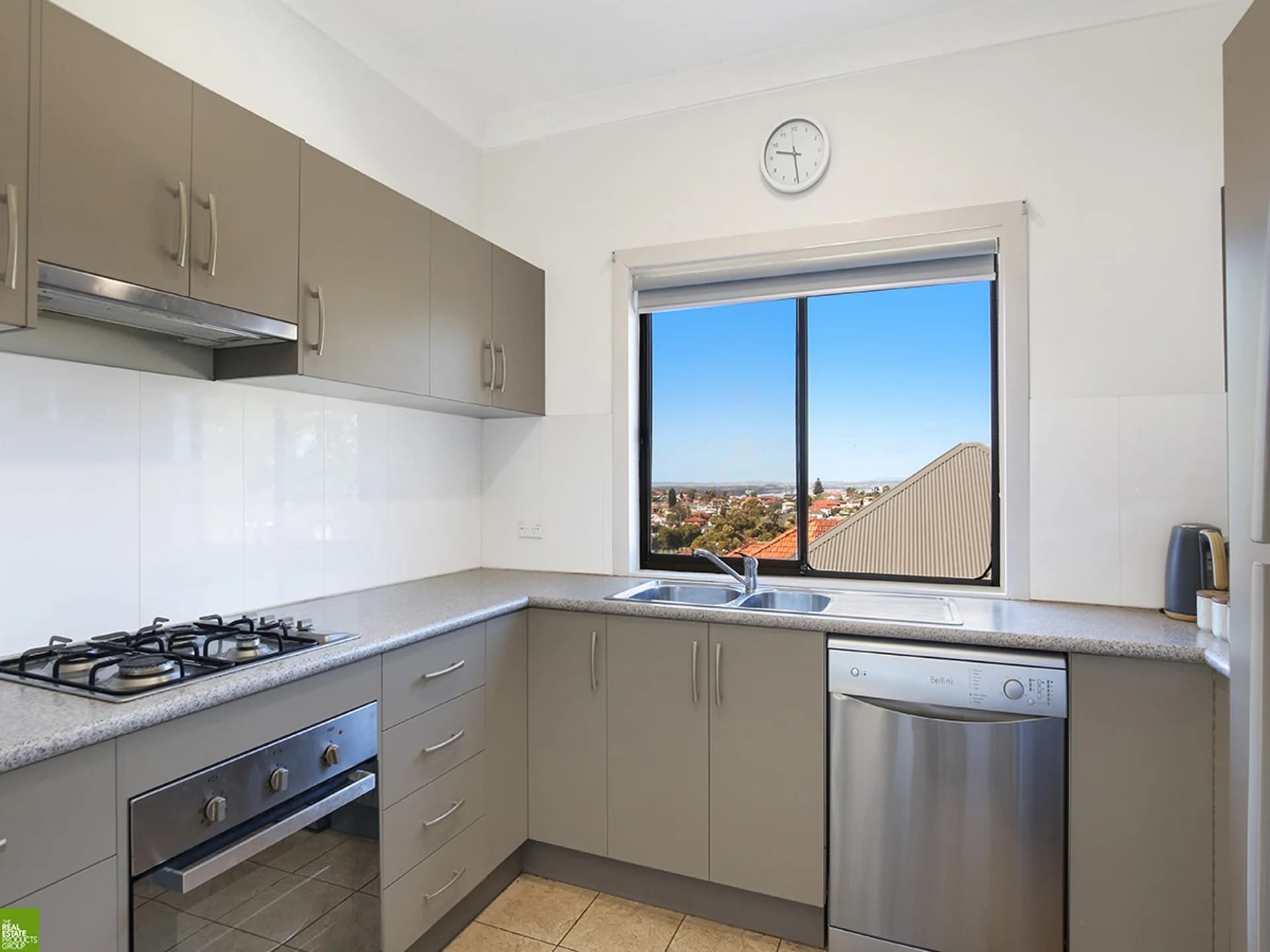 19 & 19A Lake Heights Road, LAKE HEIGHTS NSW 2502, Lake Heights - Thumbnail 8