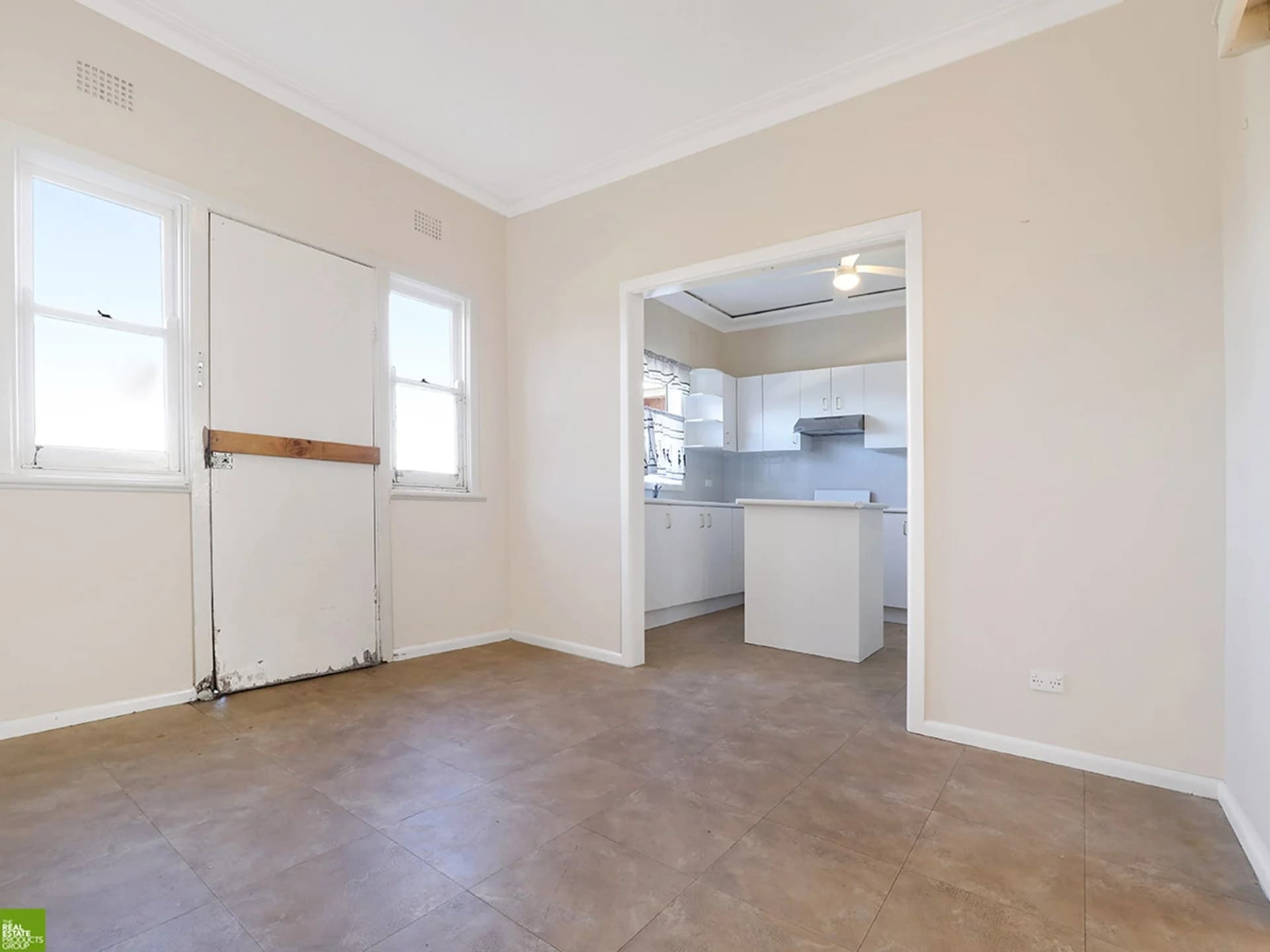 69 Blackman Parade, UNANDERRA NSW 2526, Unanderra - Thumbnail 5