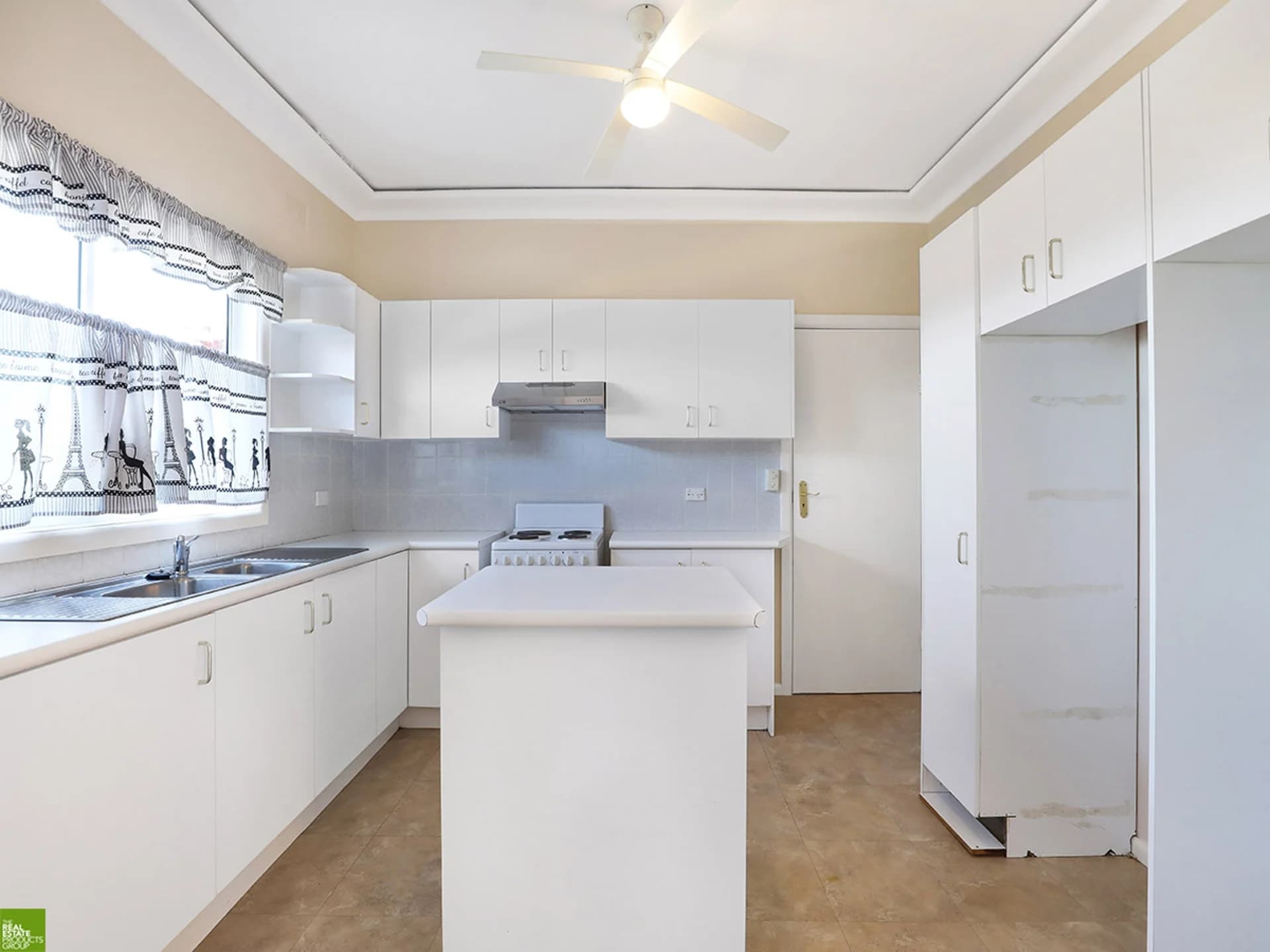 69 Blackman Parade, UNANDERRA NSW 2526, Unanderra - Thumbnail 6
