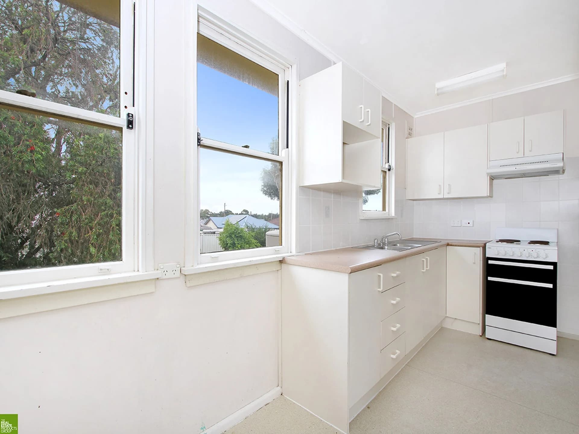 13 Girraween Avenue, LAKE ILLAWARRA NSW 2528, Lake Illawarra - Thumbnail 2