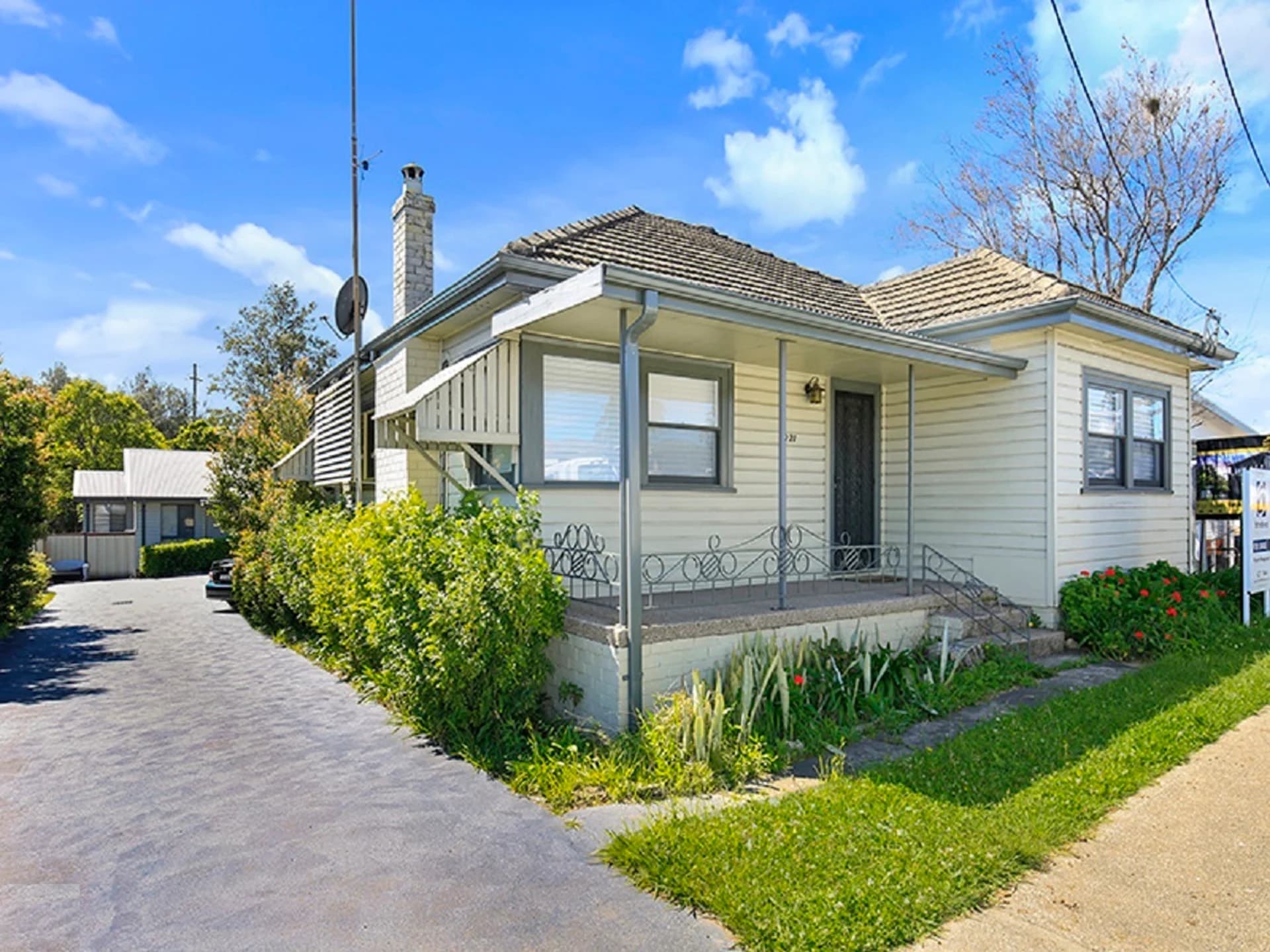 221 Princes Highway, ALBION PARK RAIL NSW 2527, Albion Park Rail - Image 1
