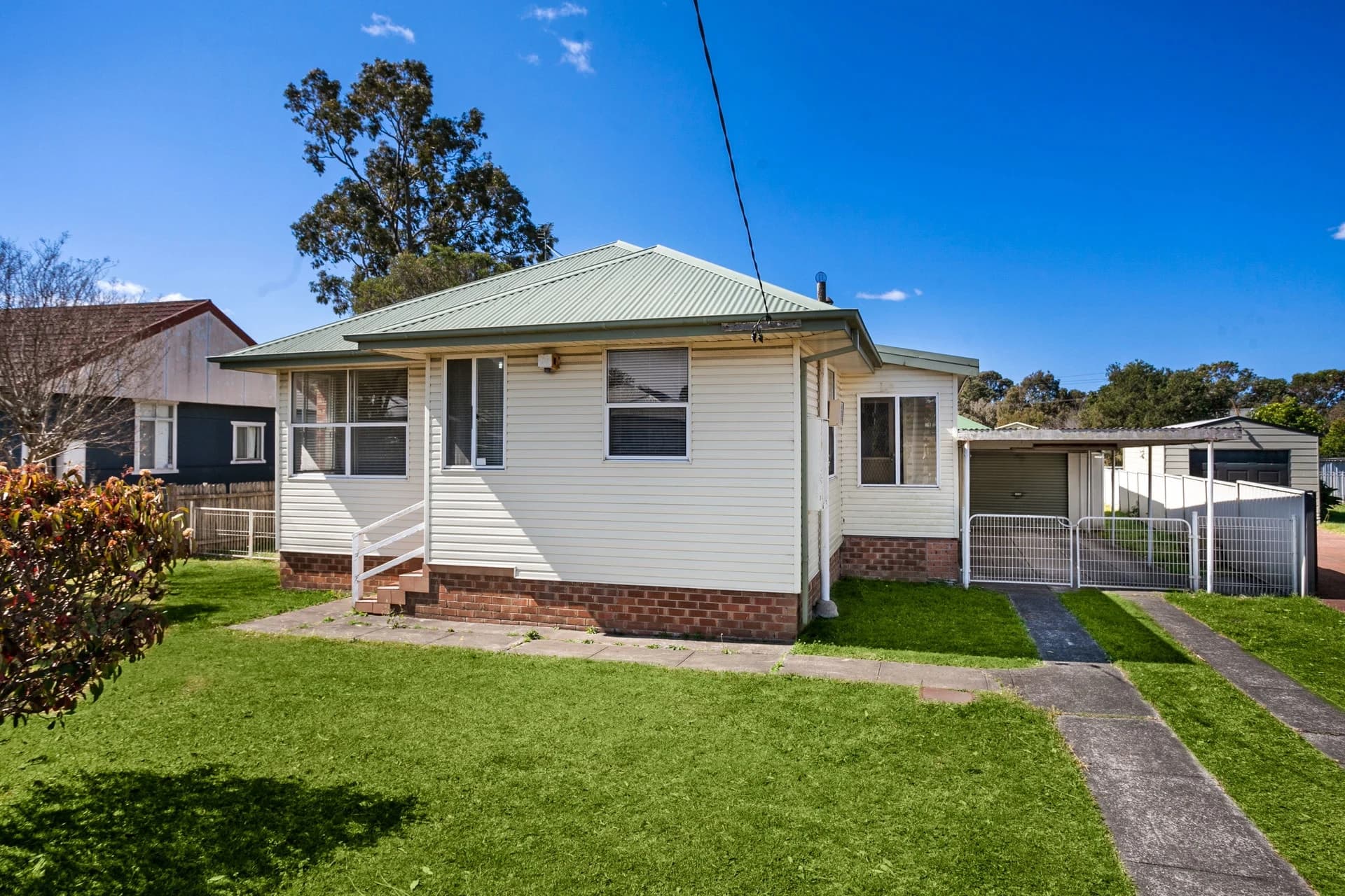 40 Albert Street, UNANDERRA NSW 2526, Unanderra - Image 1