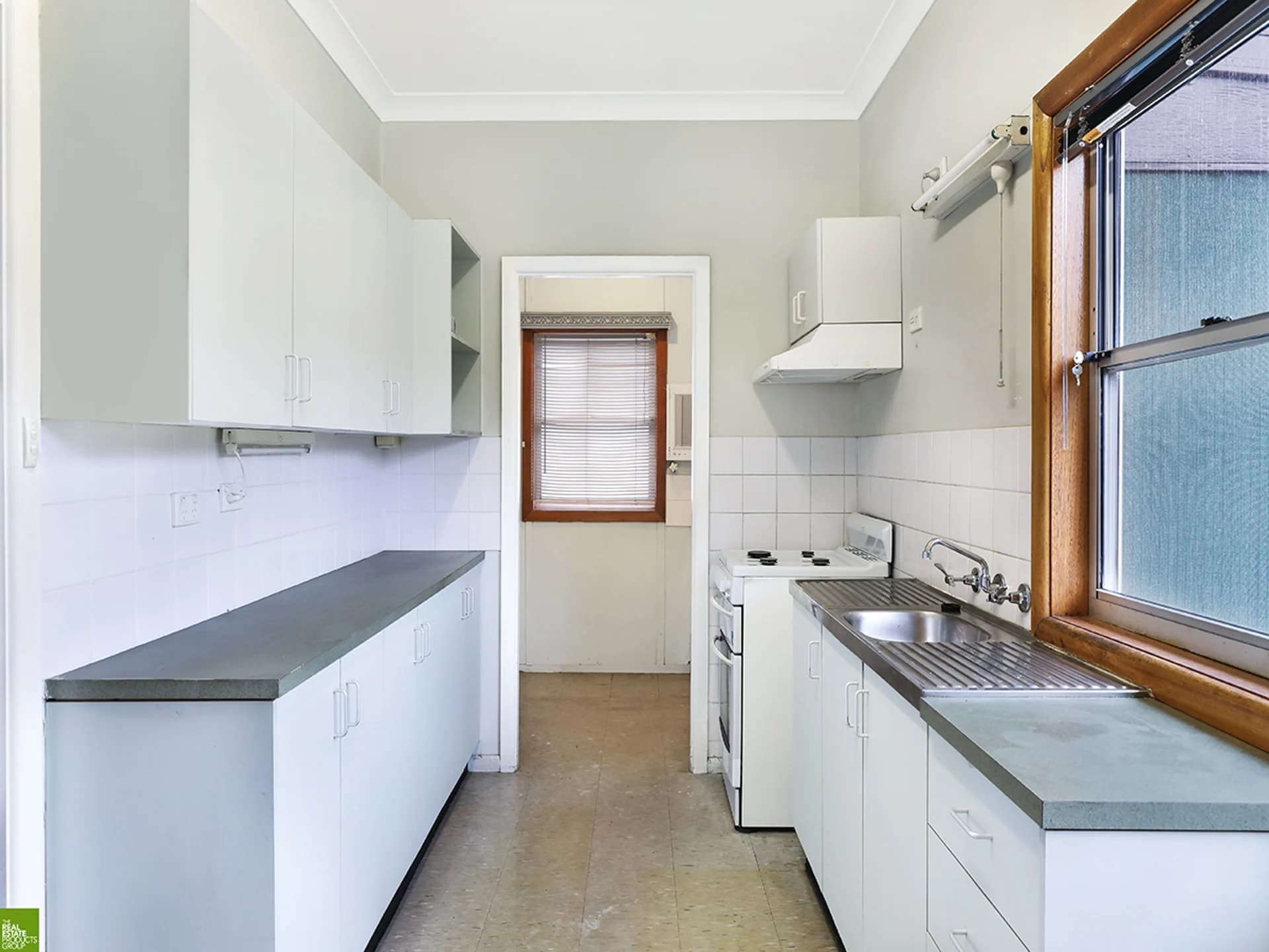 346 Gladstone Avenue, MOUNT SAINT THOMAS NSW 2500, Mount Saint Thomas - Image 1
