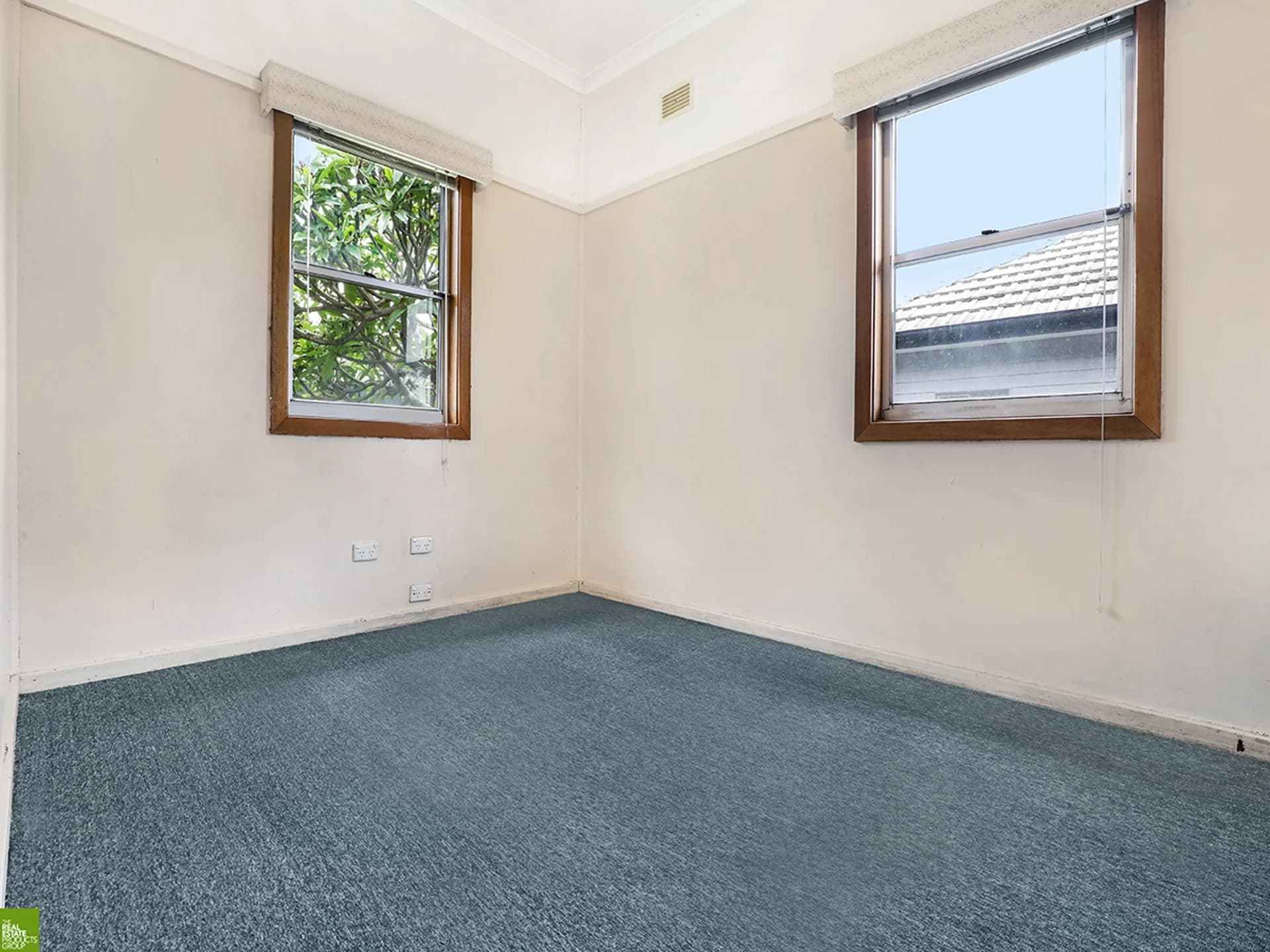 346 Gladstone Avenue, MOUNT SAINT THOMAS NSW 2500, Mount Saint Thomas - Thumbnail 3