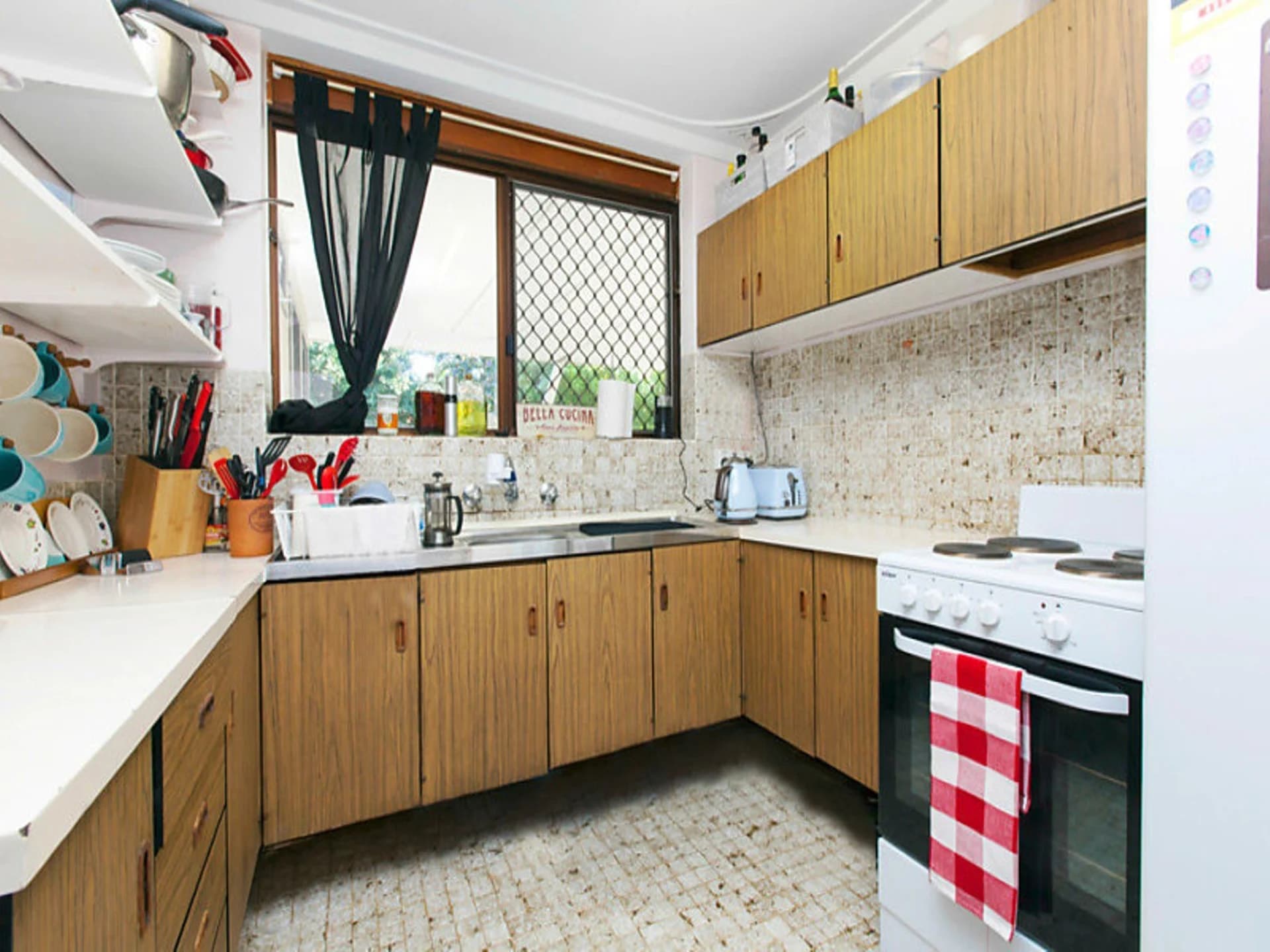 Coastal Charmer, 16 Barque Place, Kallaroo WA 6025, Kallaroo - Thumbnail 8