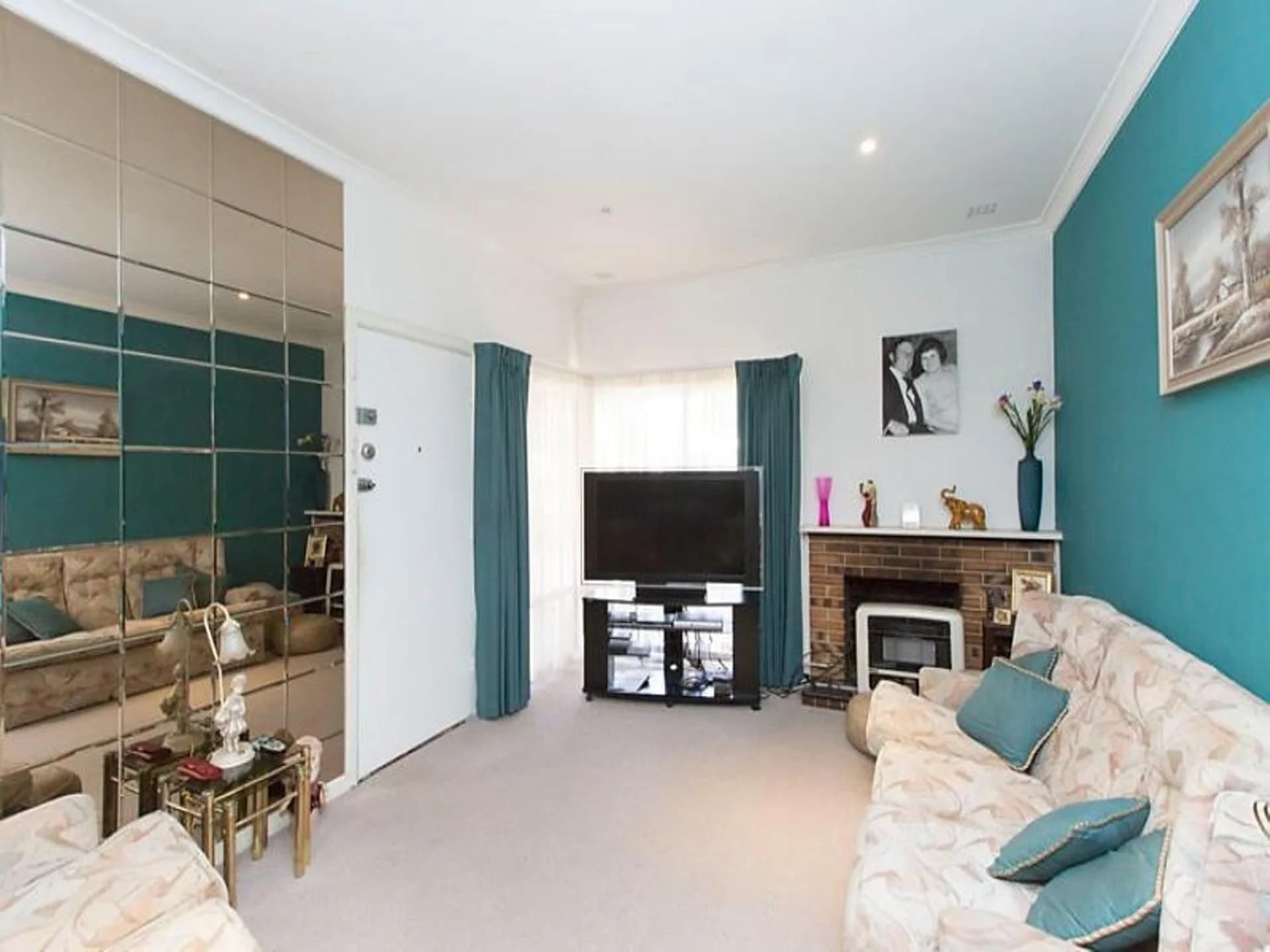 SOLD UNDER HAMMER, 32 Tuckfield Way, Nollamara WA 6061, Nollamara - Thumbnail 8
