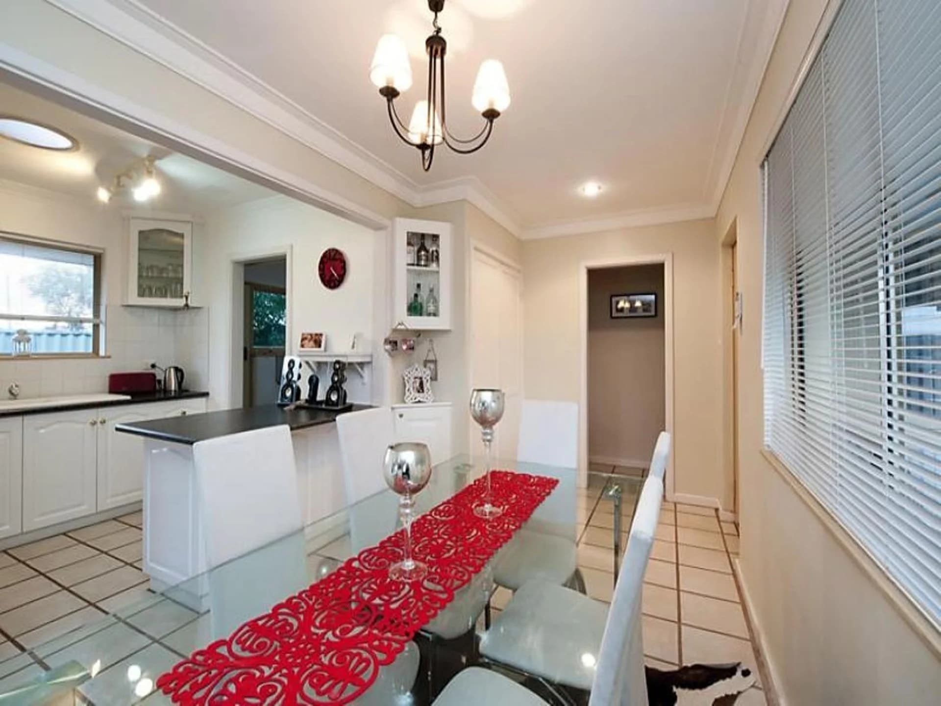 Must Be Sold, 25 Sporing Way, Hillarys WA 6025, Hillarys - Thumbnail 8
