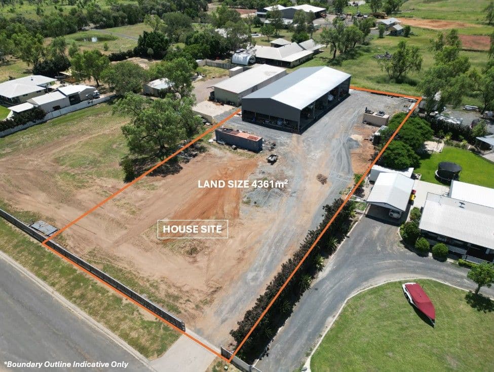 9 Windmill Lane, EMERALD QLD 4720, Emerald - Thumbnail 4