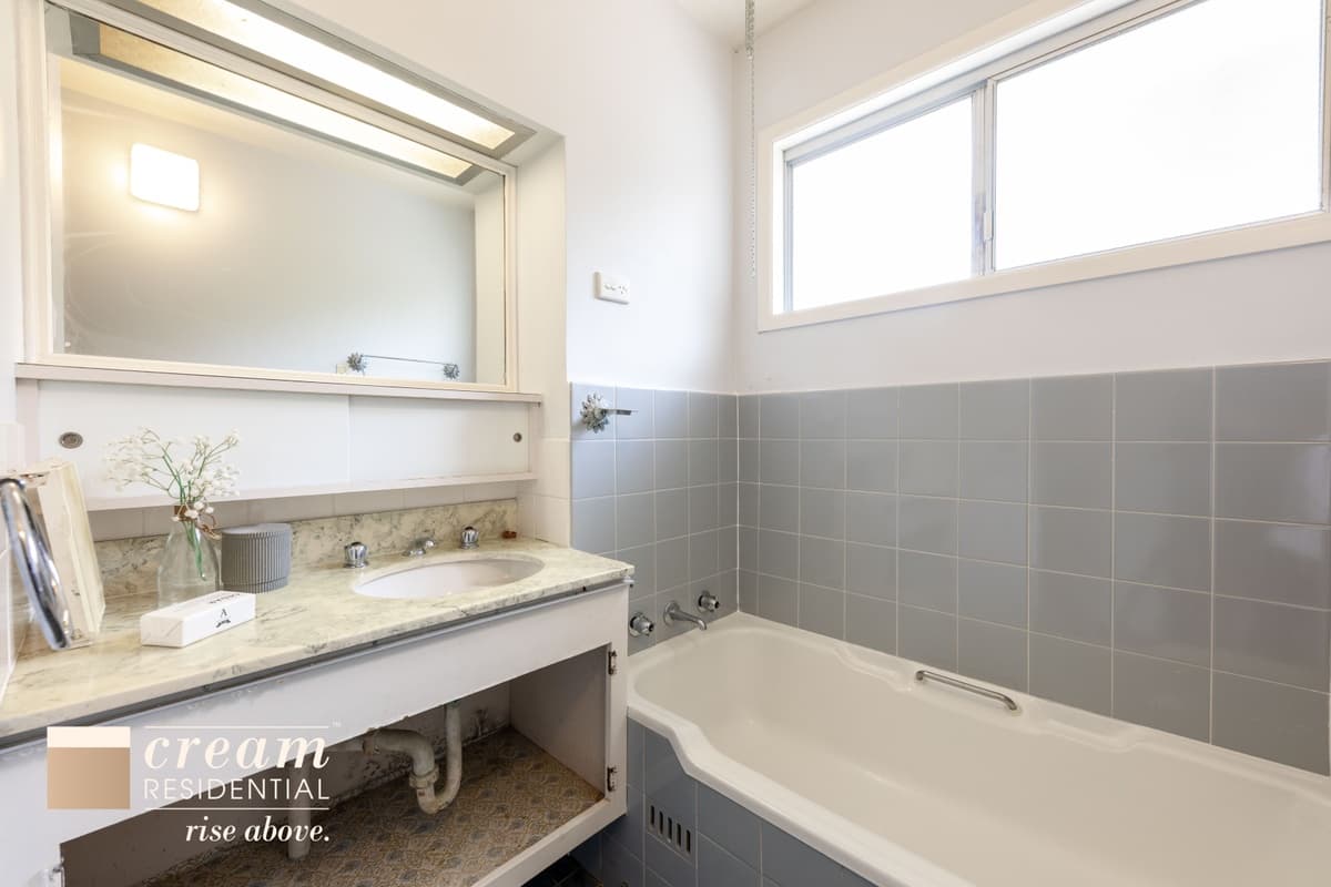 10 Ogilvie Place, Garran, Garran - Thumbnail 4